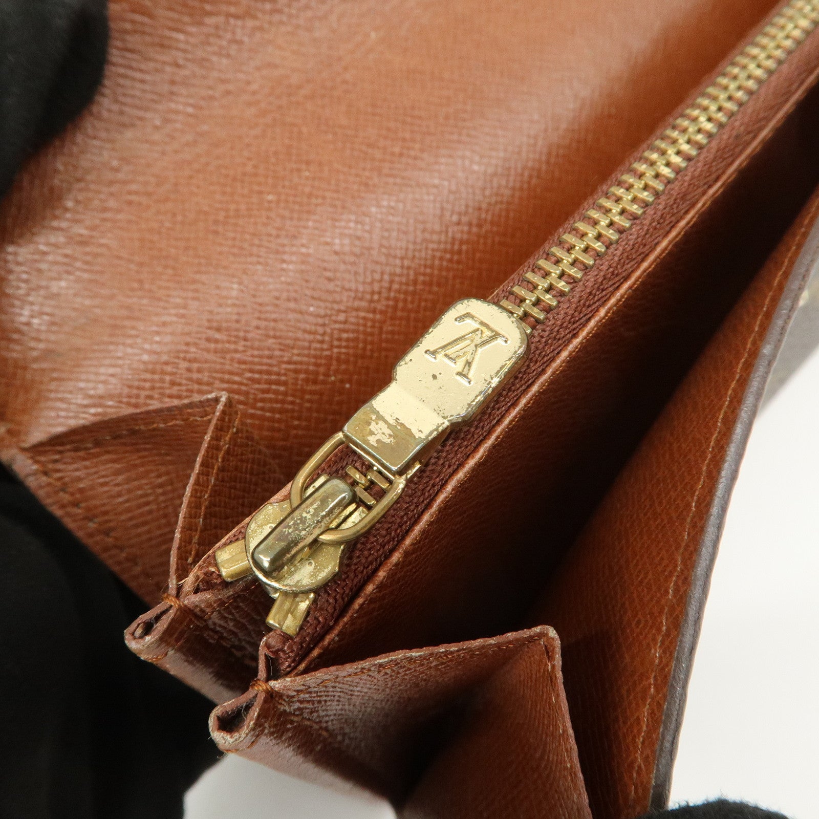 Louis Vuitton Monogram Pochette Porte Monnaie Credit M61725