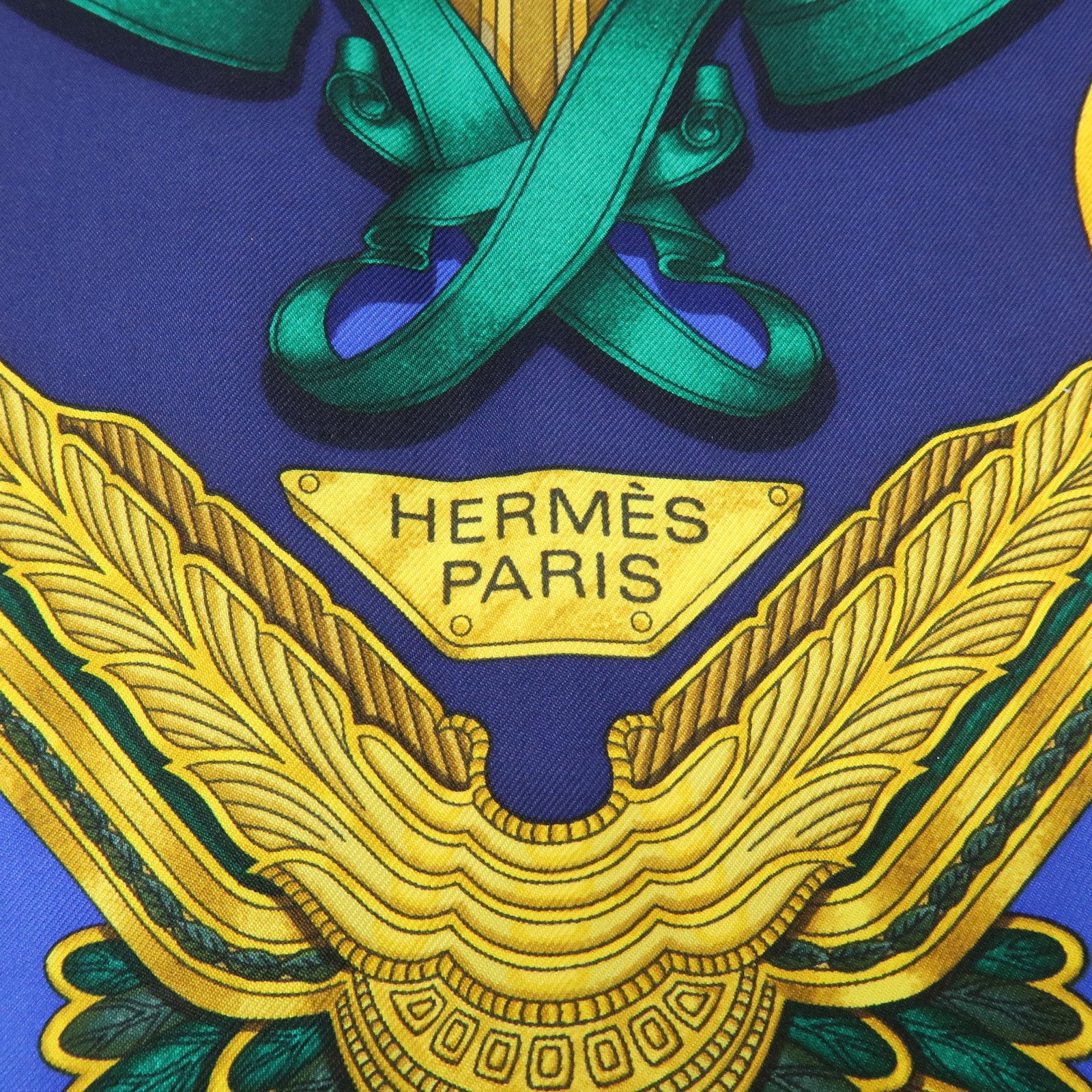 HERMES Carre 90 Silk 100% Scarf LES PARURES DU VENT Navy Gold