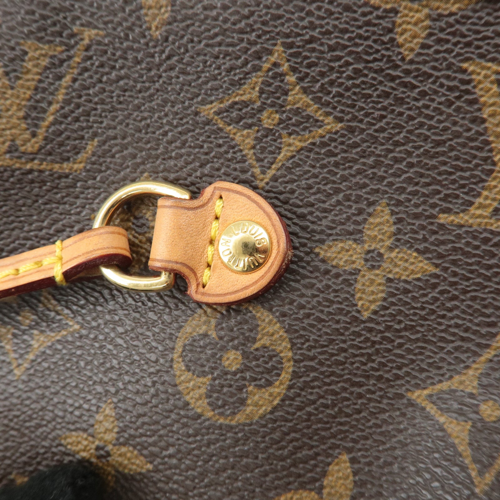 Louis Vuitton Monogram Neverfull MM Tote Bag Brown M40156