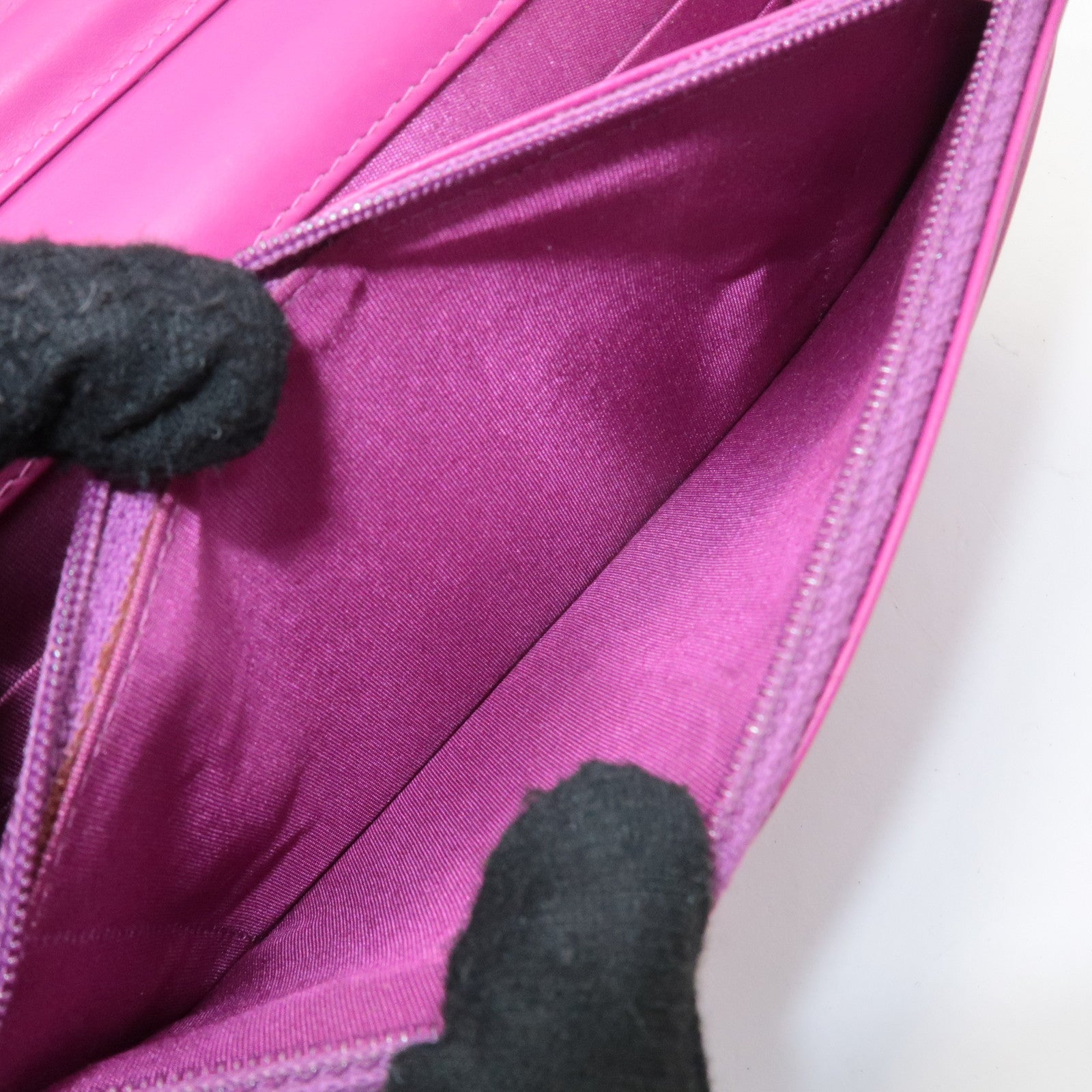 CHANEL COCO Mark Shevron Patent Leather V Stitch Chain Wallet Used