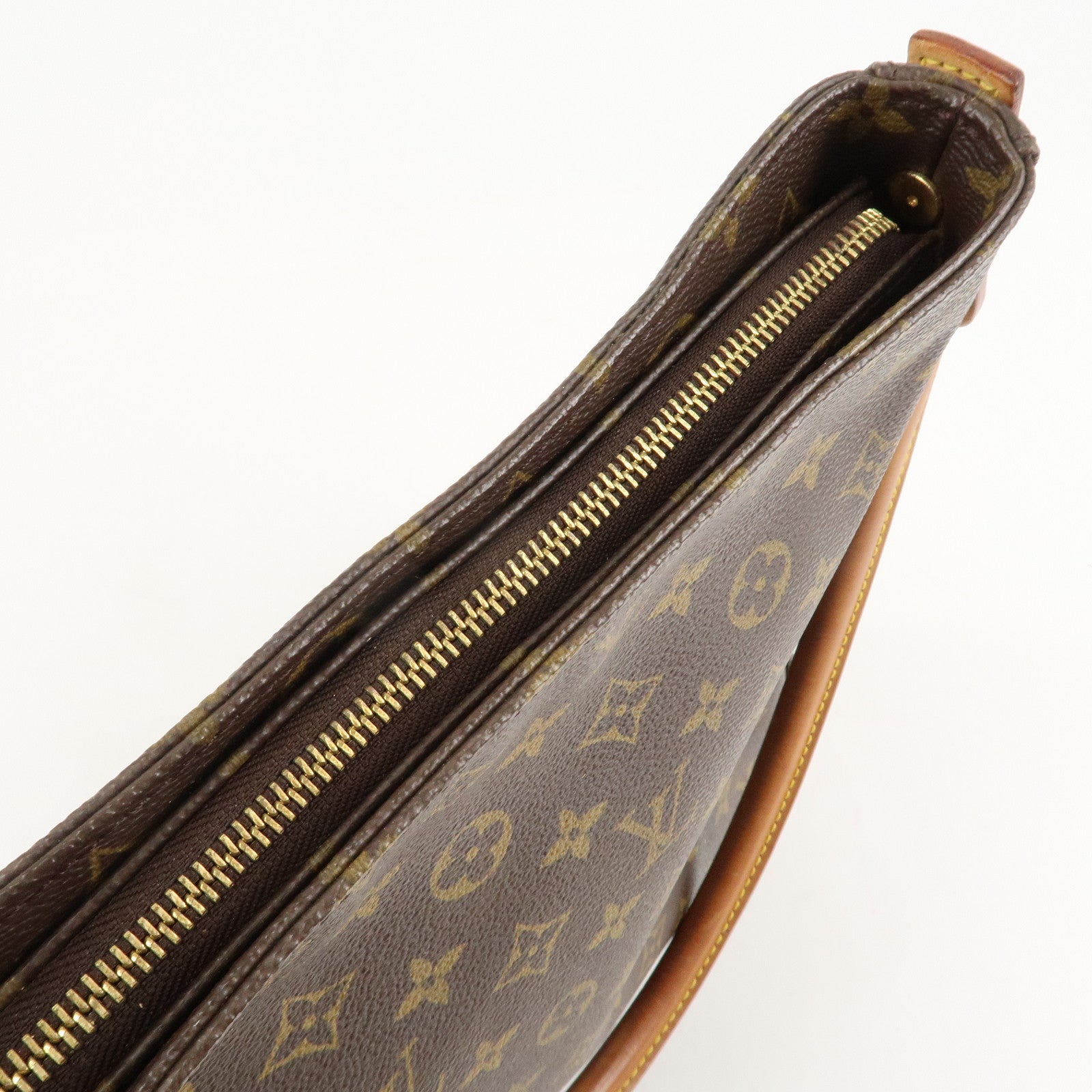 Louis Vuitton Monogram Looping GM Shoulder Bag M51145