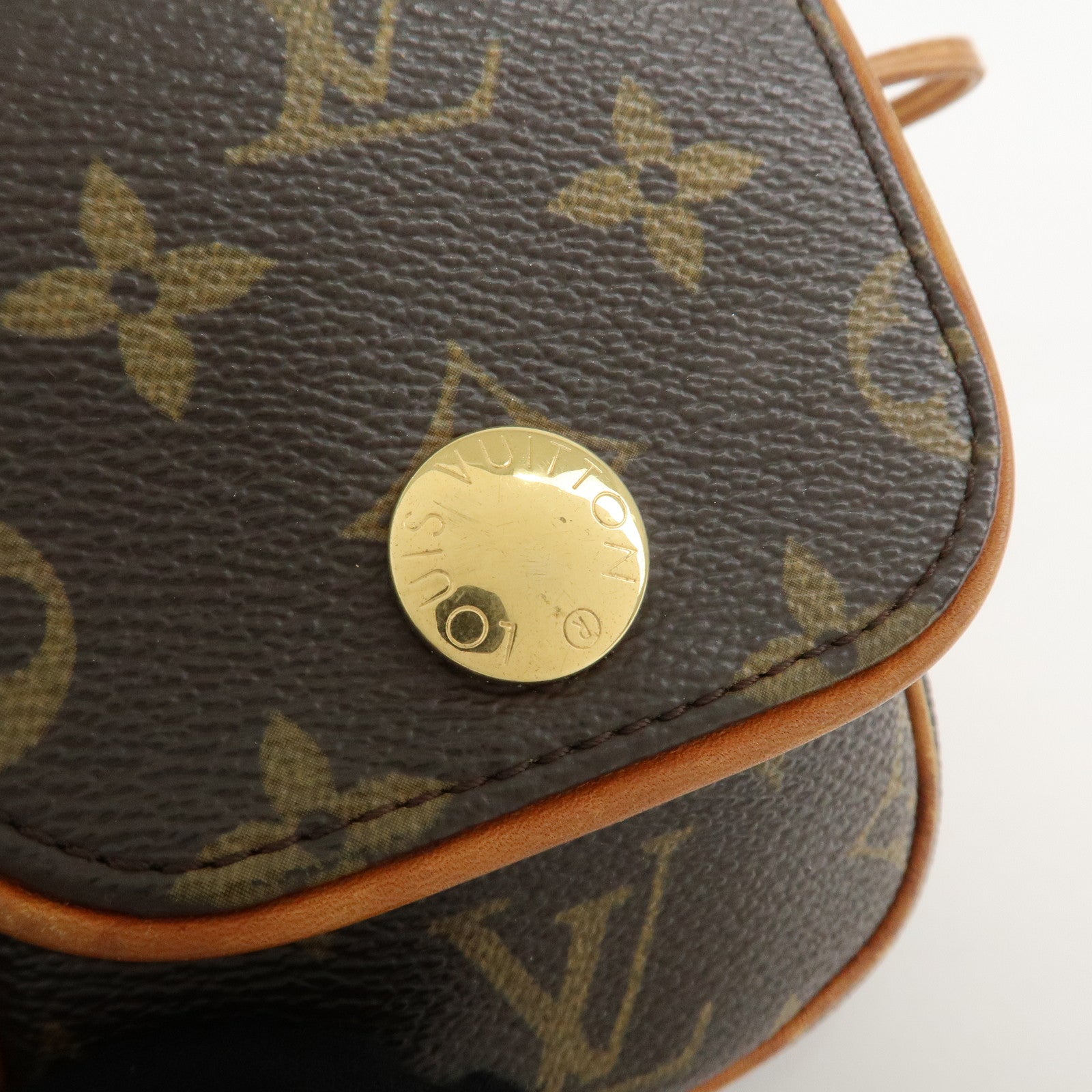 Louis Vuitton Monogram Pochette Cancun Shoulder Bag M60018