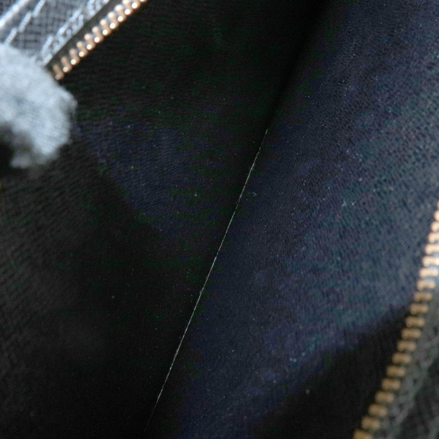 Louis Vuitton Epi Leather Courcelles Shoulder Bag Noir Black