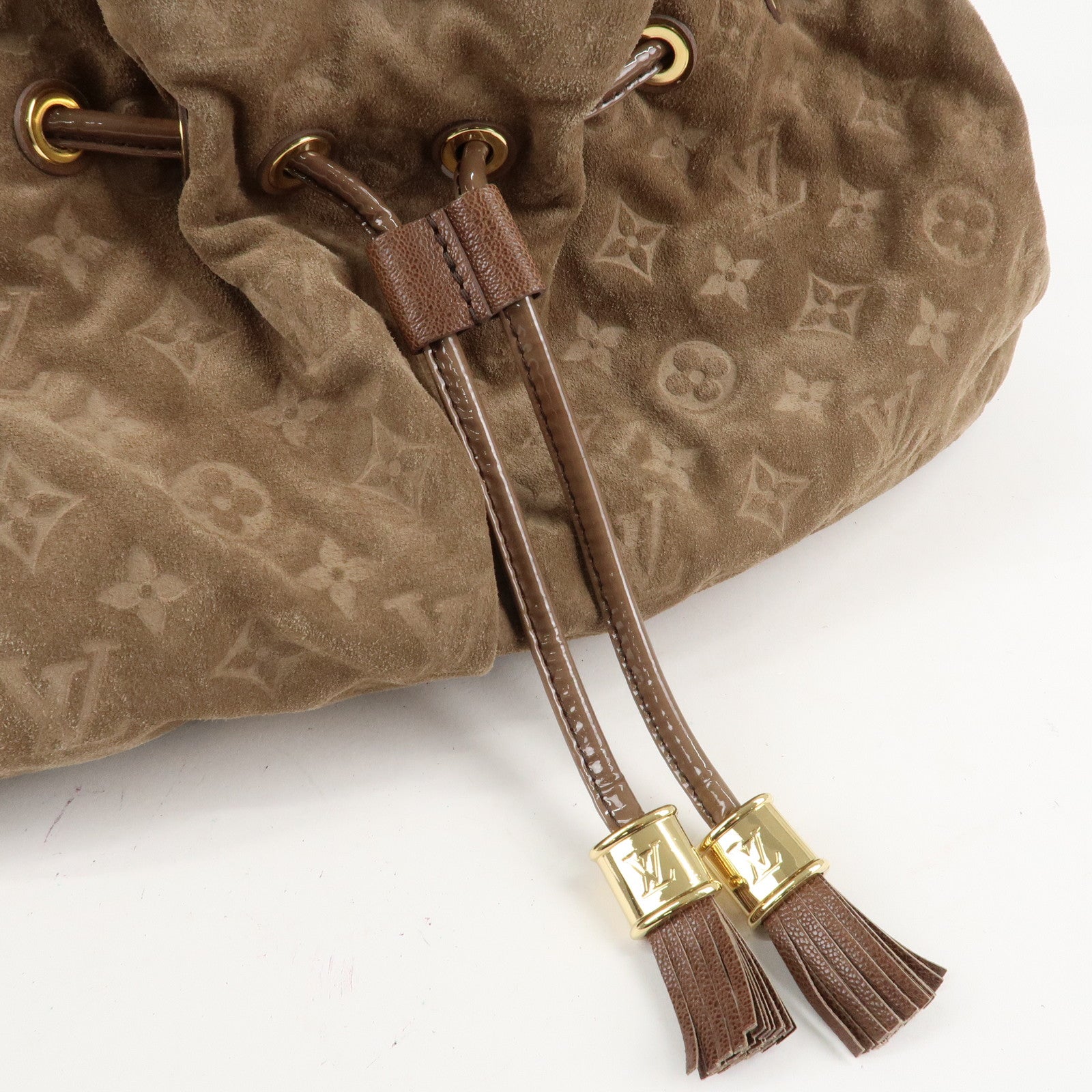 Louis Vuitton Irene 2009 Pre-Fall Collection Hand Bag M47928