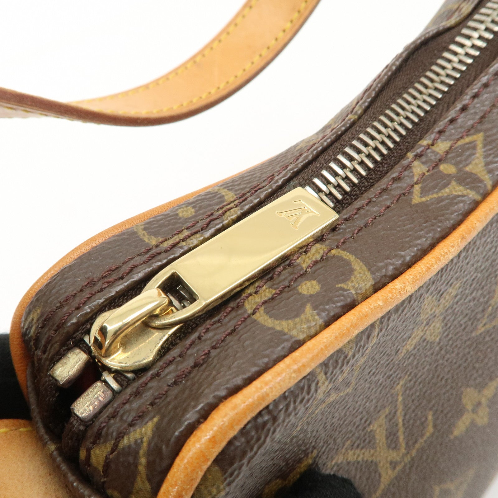 Louis Vuitton Monogram Pochette Croissant Shoulder Bag M51510 Used