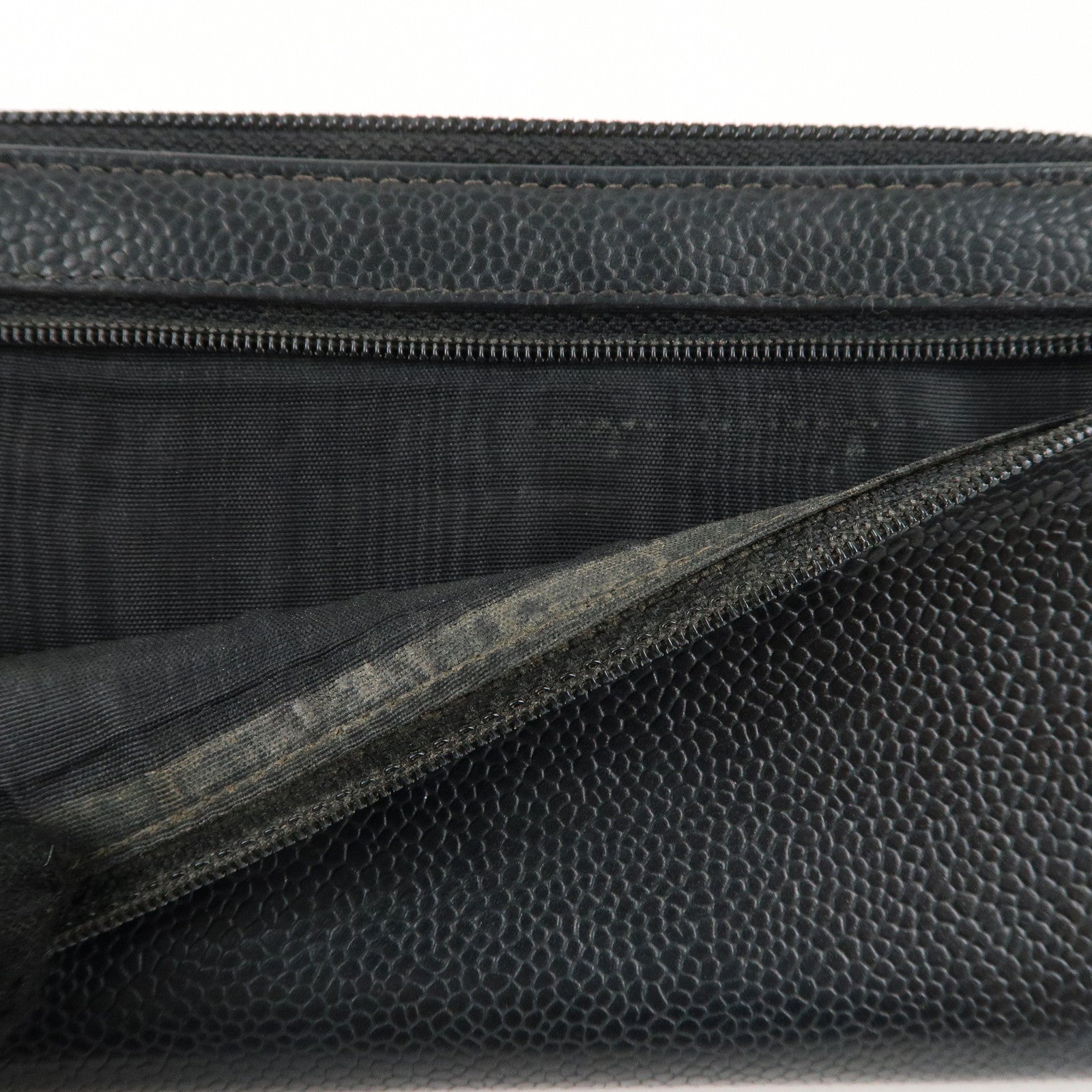 CHANEL Caviar Skin Round Zippy Long Wallet Black A13228