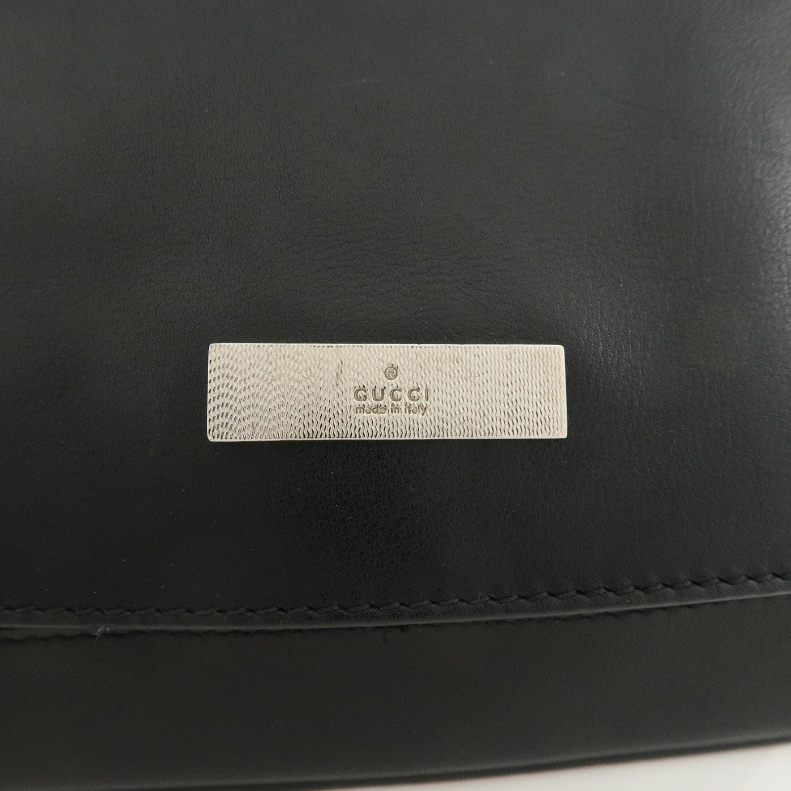 GUCCI Leather Chain Shoulder Bag 007.2033.1705 Black