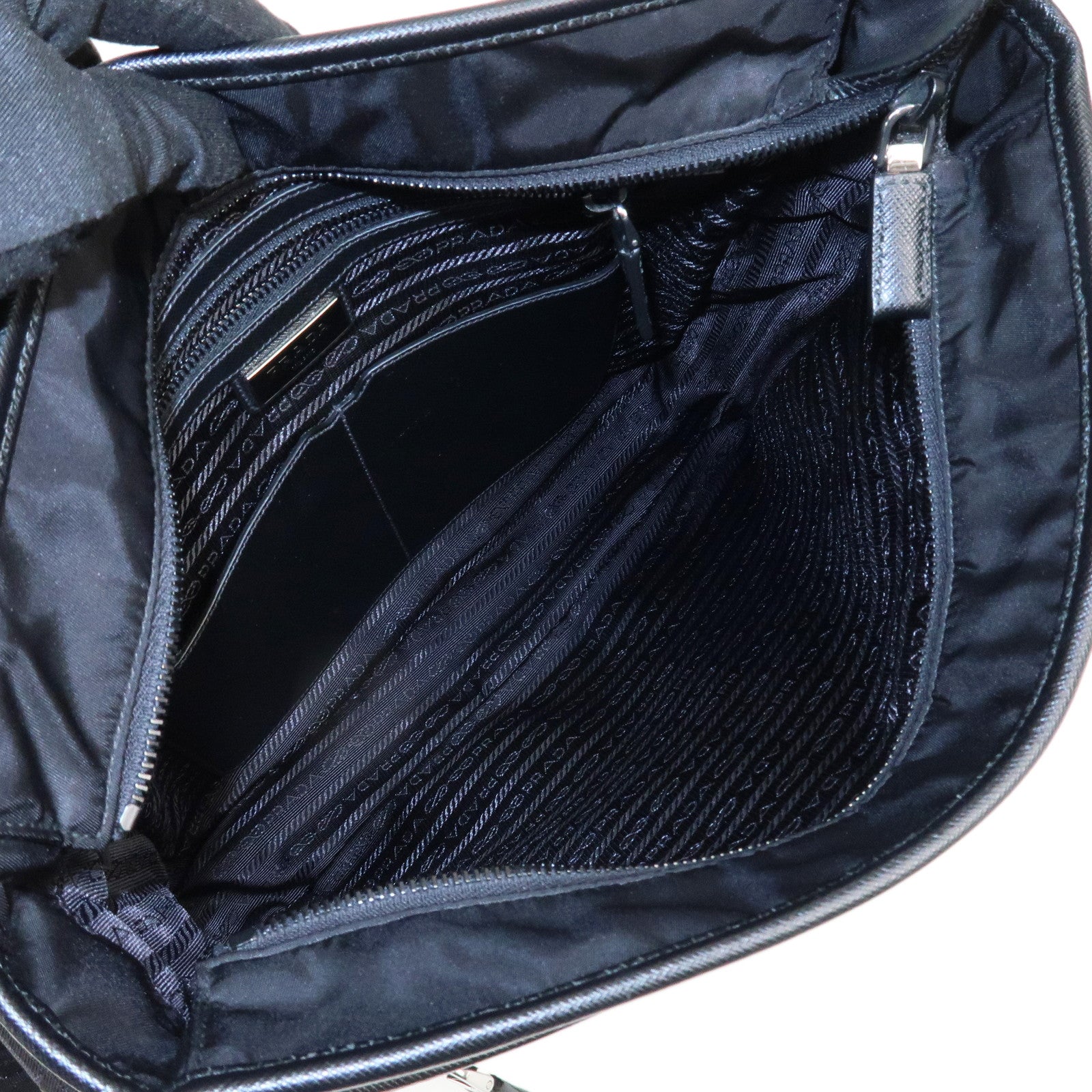PRADA Triangle Logo Nylon Shoulder Bag Messenger Bag Black 2VH953 Used