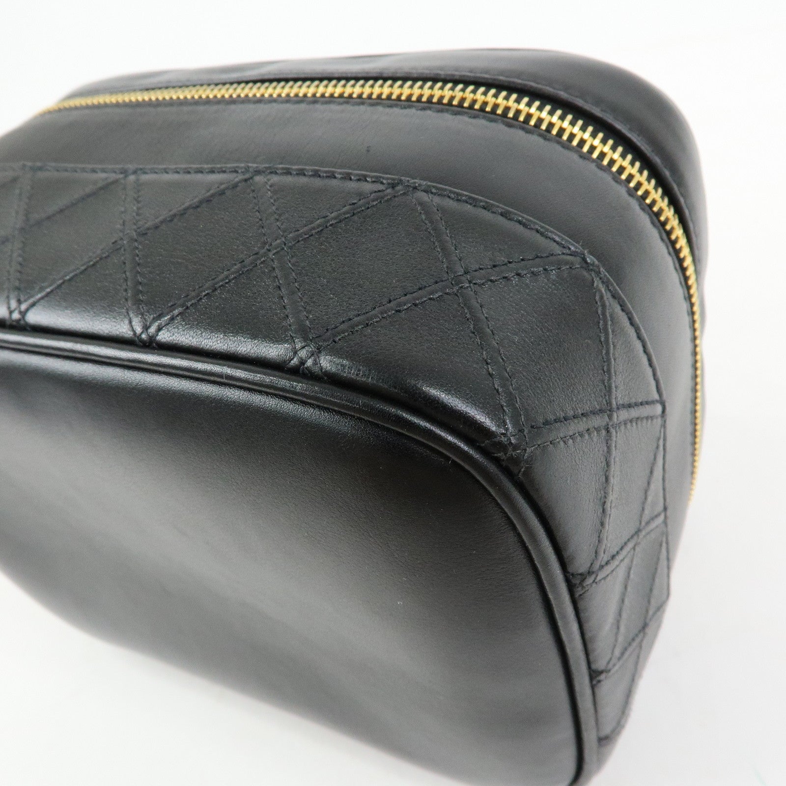 CHANEL Bicolore Lamb Skin Vanity Bag Cosmetic Pouch Black A01618