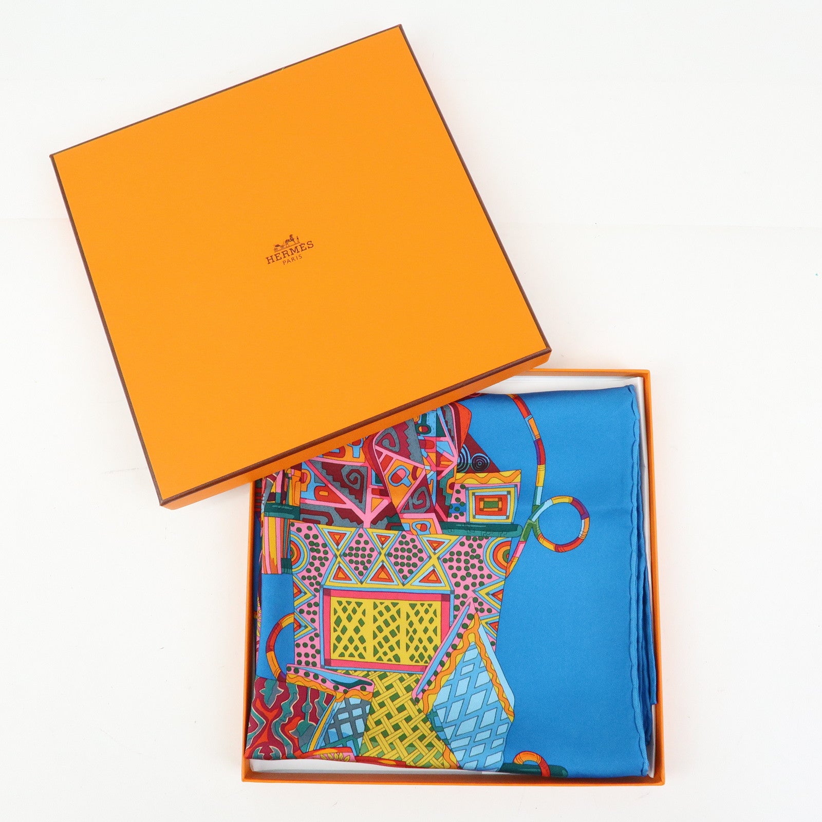 HERMES Carre 90 Silk 100% Scarf VOYAGE EN ETOFFES Blue Orange Pink
