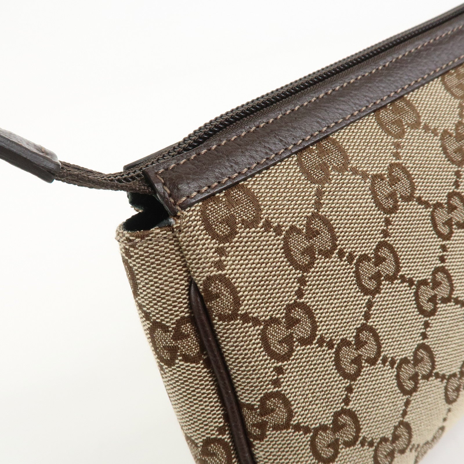 GUCCI GG Canvas Leather Accessory Pouch Hand Bag Brown 145750
