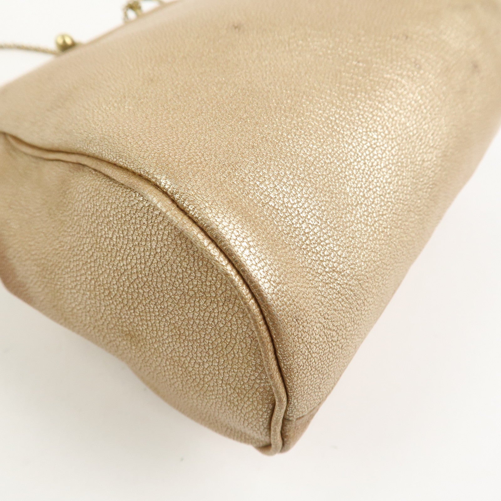 Ferragamo Leather Turtle Motif Chain Hand Bag Metallic Pink Beige