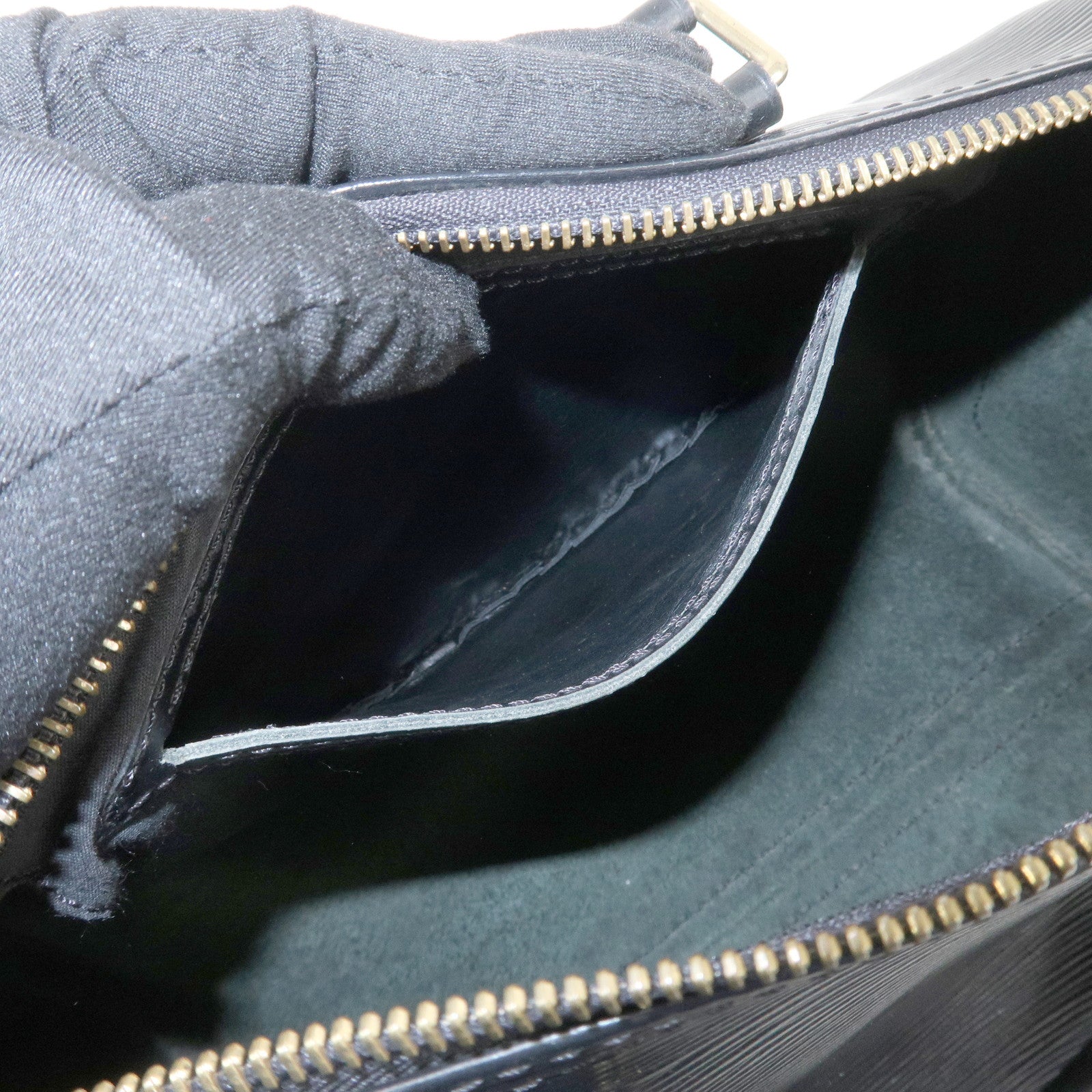 Louis Vuitton Epi Leather Speedy 25 Hand Bag Boston Bag Noir M59032