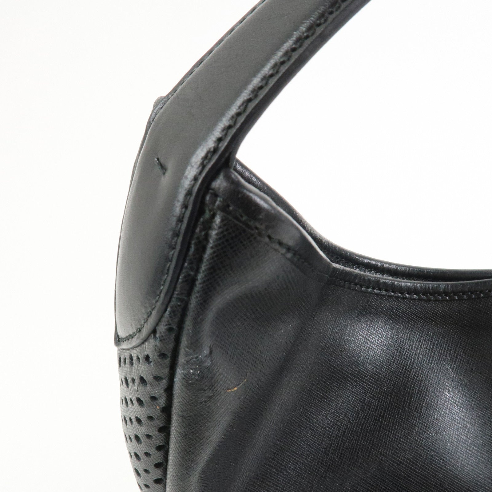 Ferragamo Gancini Leather Shoulder Bag Hand Bag Black EE-21 C660