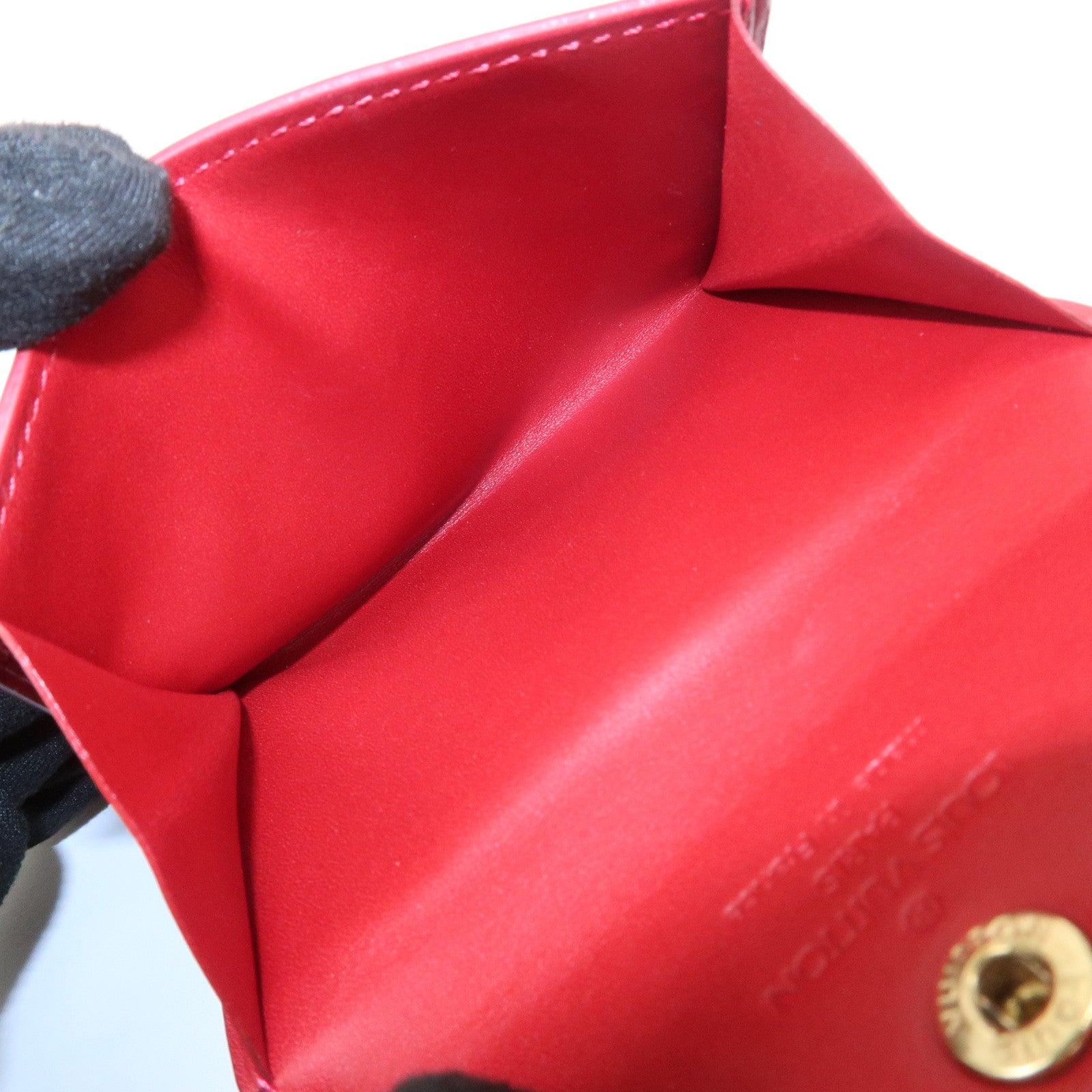 Louis Vuitton Monogram Vernis Ludlow Coin Case Pomme d'Amour M91978