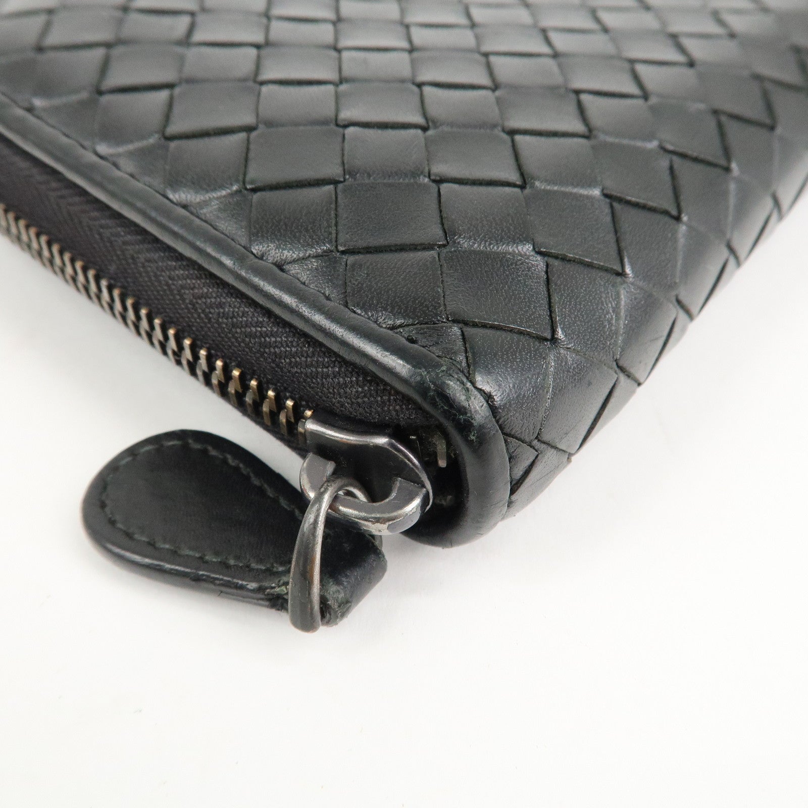 BOTTEGA VENETA Intrecciato Leather Round Zippy Wallet Black 114076 Used