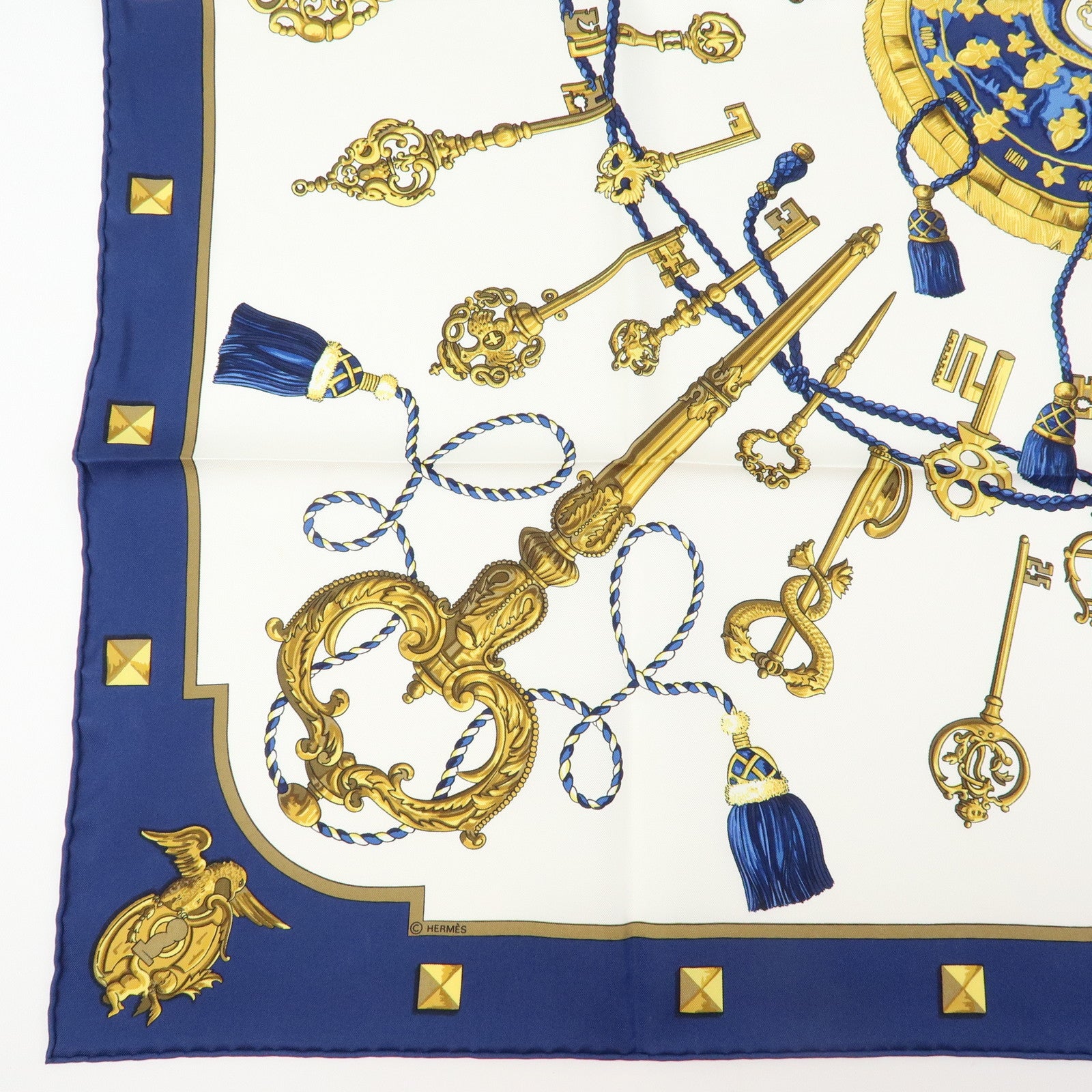 HERMES Carre 90 Silk 100% Scarf LES CLES THE KEYS RARE White Gold