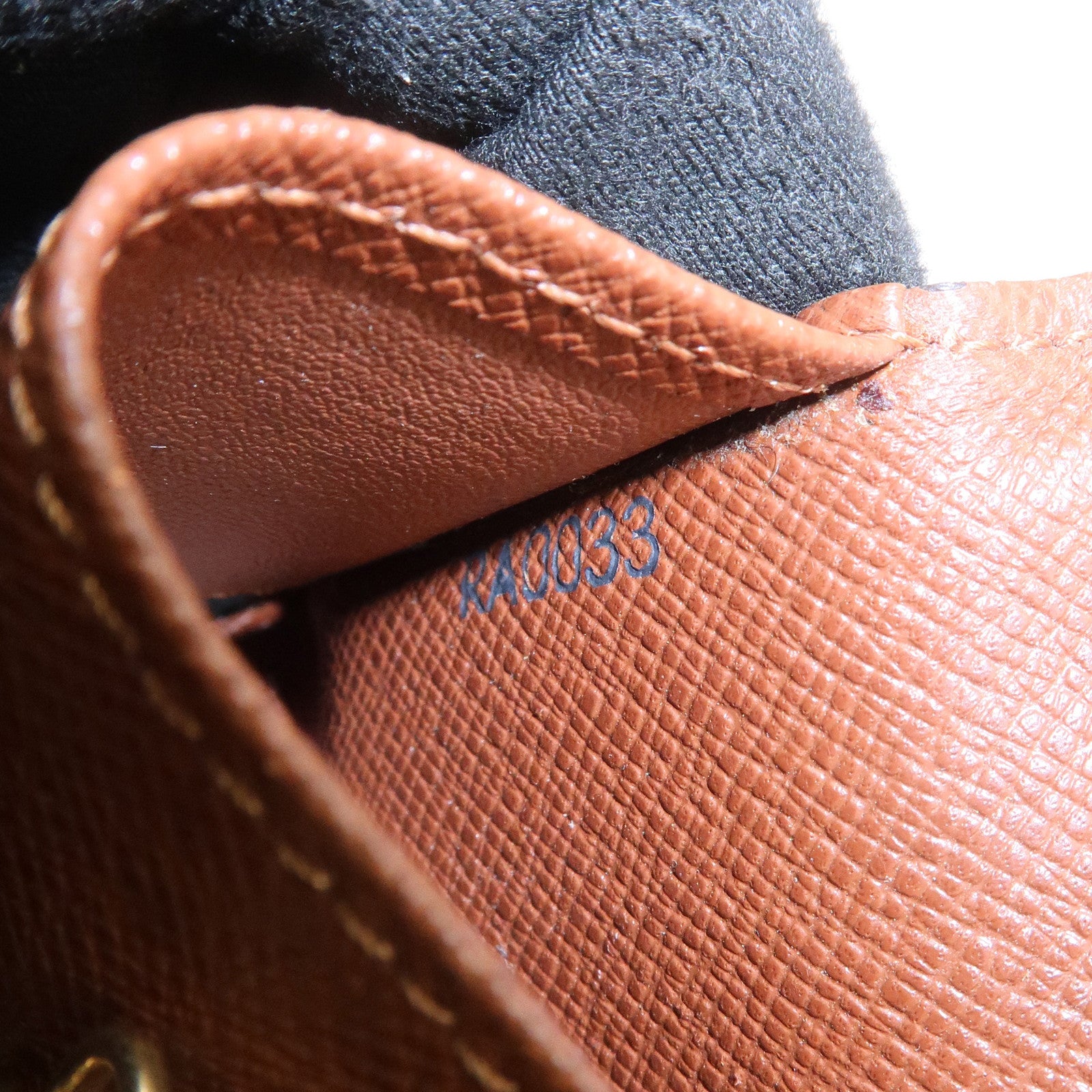 Louis Vuitton Monogram Multicles 4 Key Case Key Holder Brown M69517