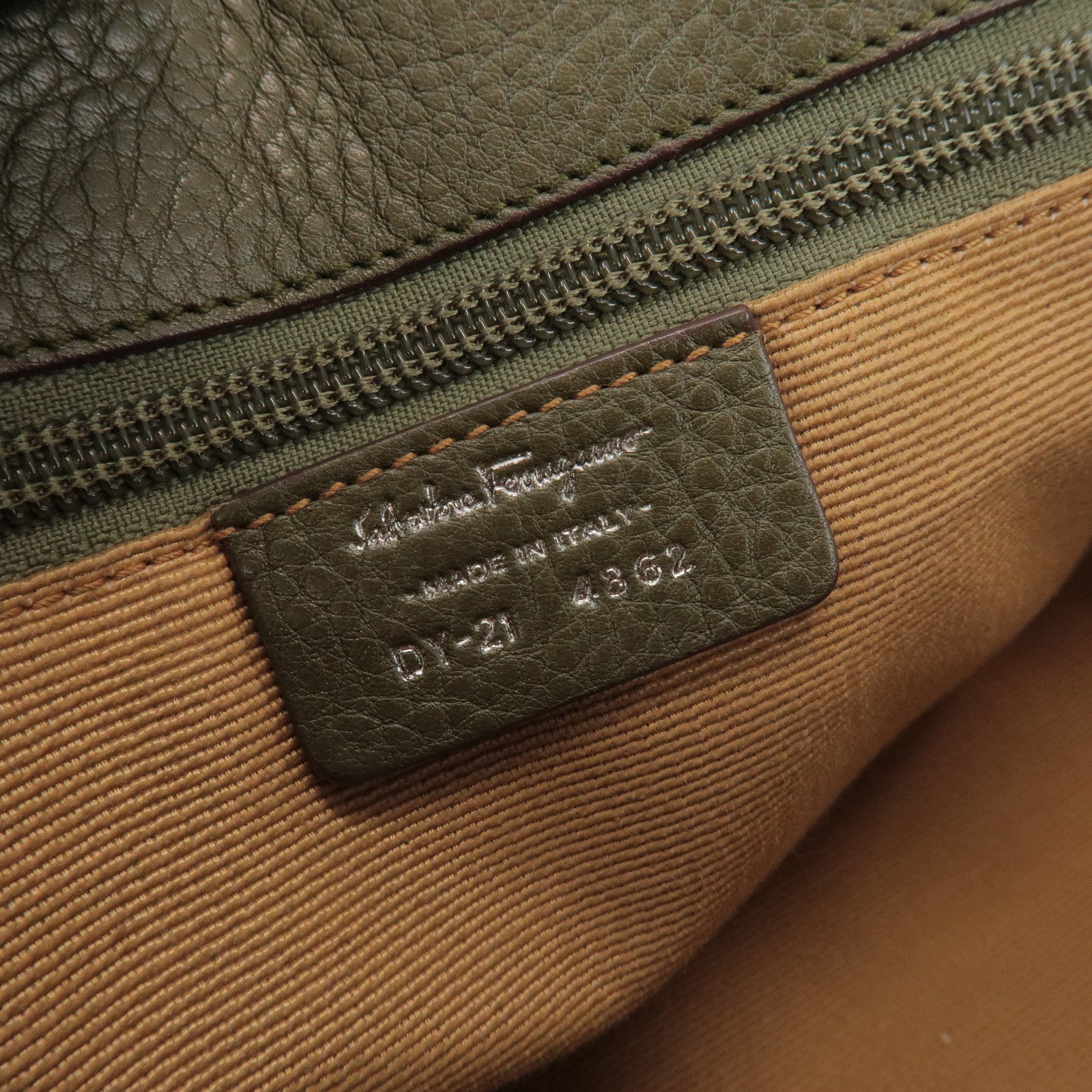 Ferragamo Gancini Leather Shoulder Bag Hand Bag Khaki