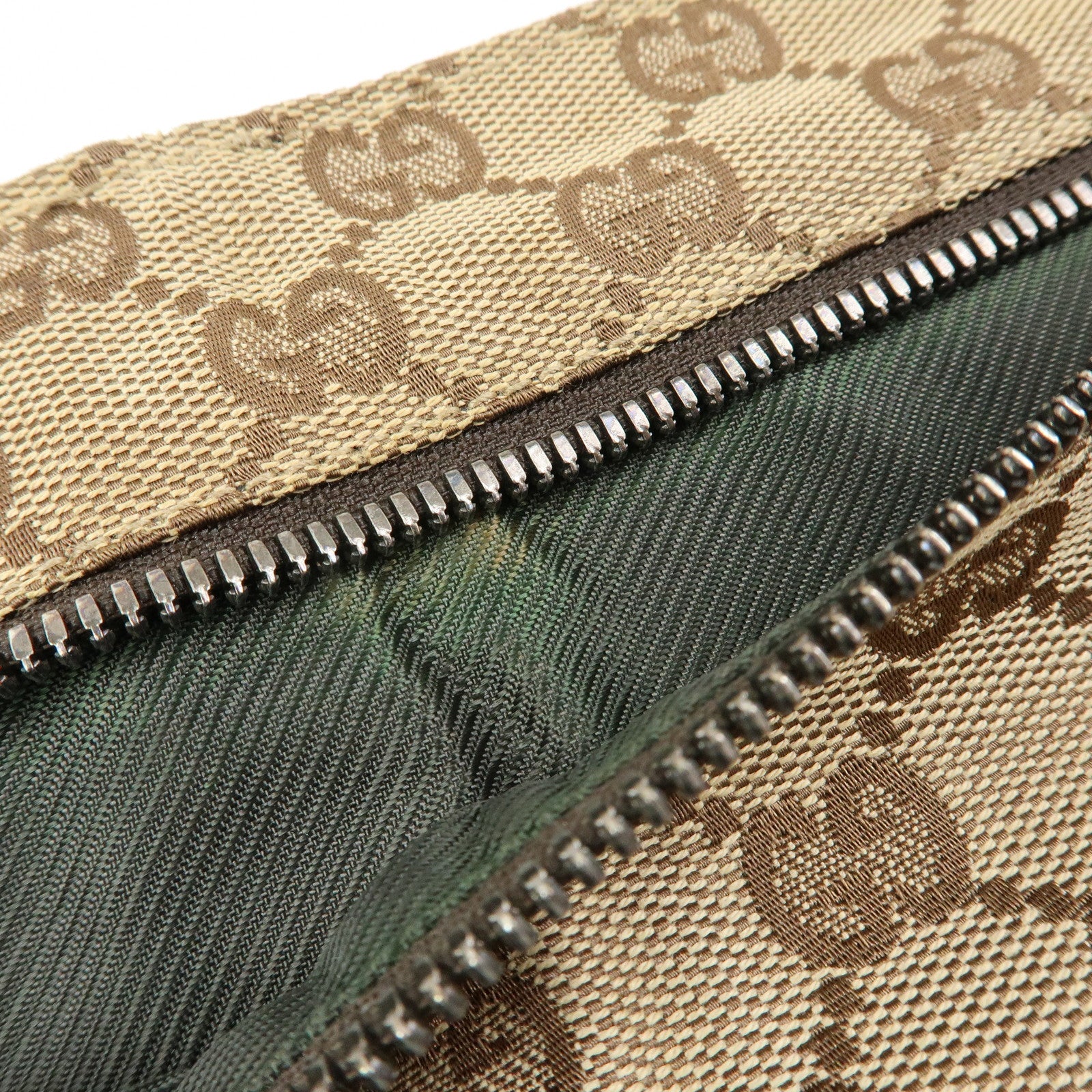 GUCCI GG Canvas Leather Waist Pouch Body Bag Beige Brown 28566