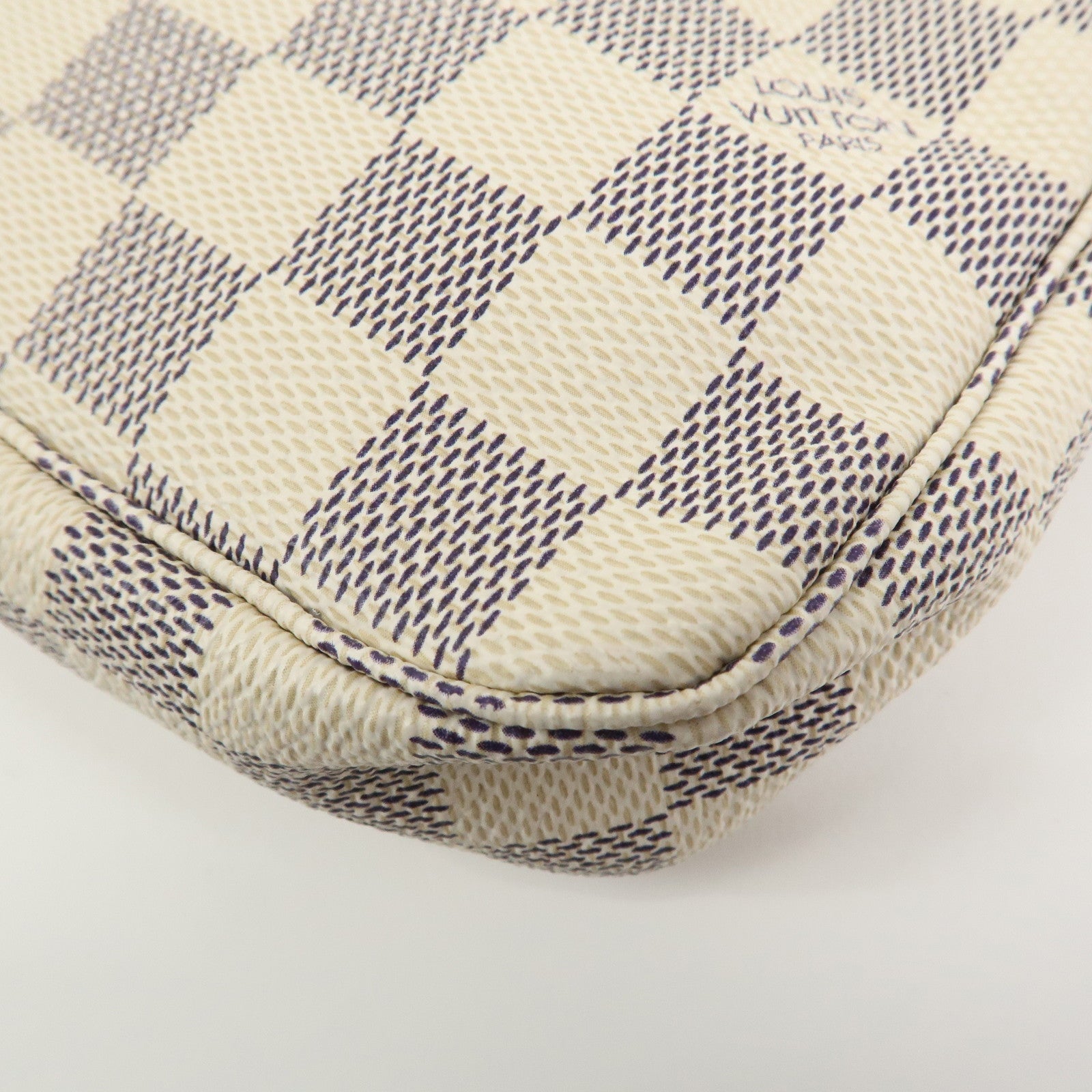 Louis Vuitton Damier Azur Pochette Accessoires Pouch N51986