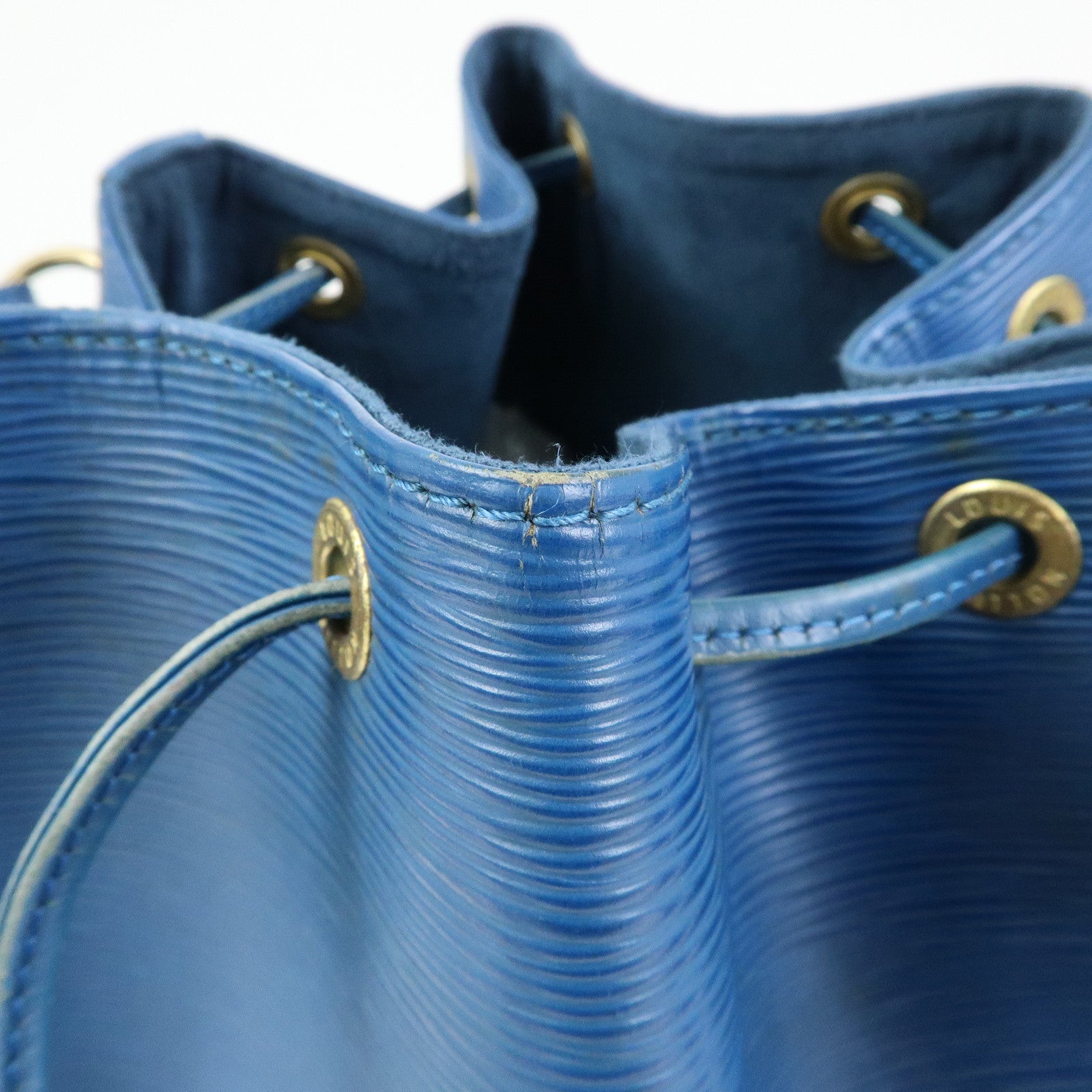 Louis Vuitton Epi Petit Noe Shoulder Bag Toledo Blue M44105