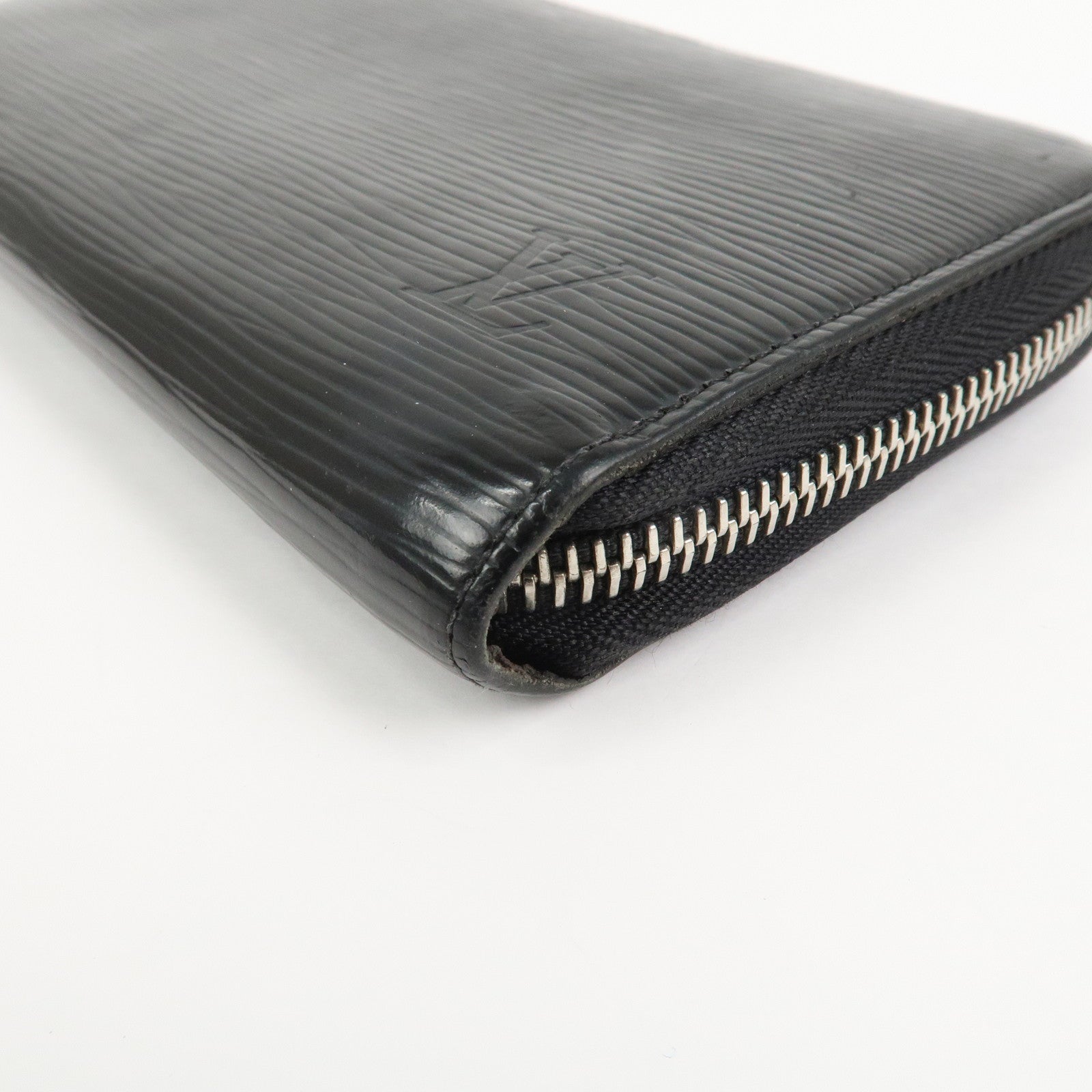 Louis Vuitton Epi Leather Round Zippy Long Wallet Noir Black M60072