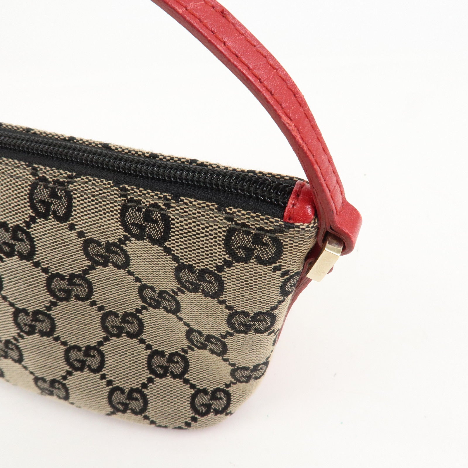 GUCCI GG Canvas Leather Accessory Pouch Hand Bag 039.1103