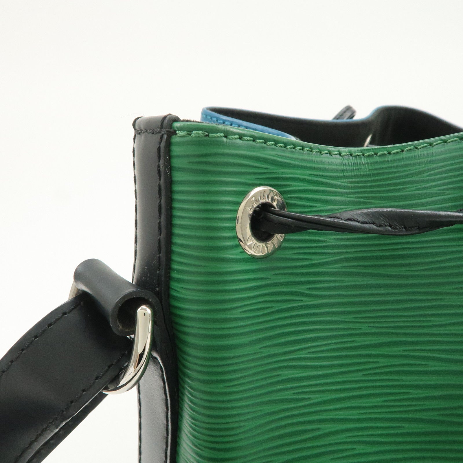 Louis Vuitton Epi Petit Noe Tricolor Leather Shoulder Bag M40880