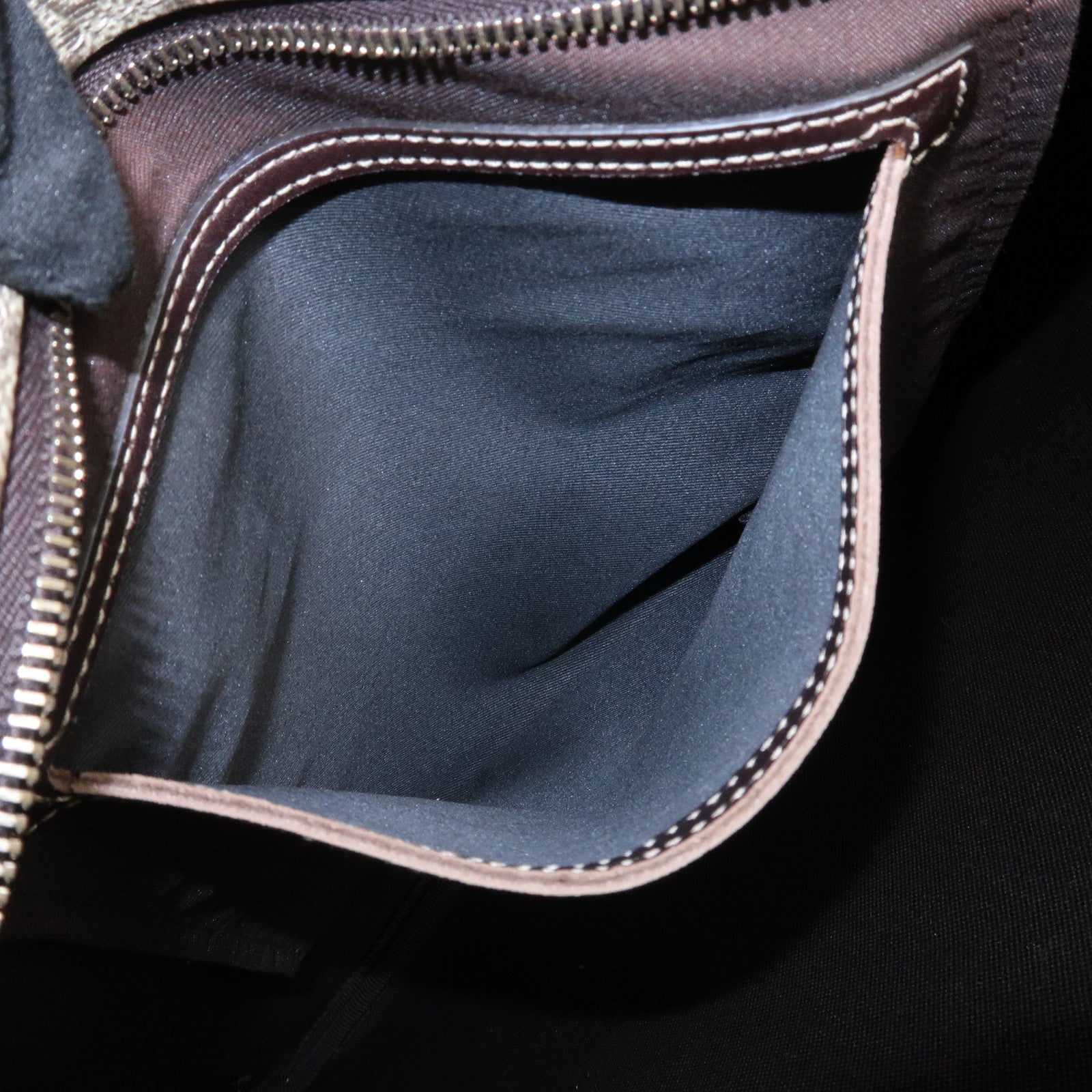 GUCCI GG Supreme Shoulder Bag Crossbody Bag Beige Brown 201446