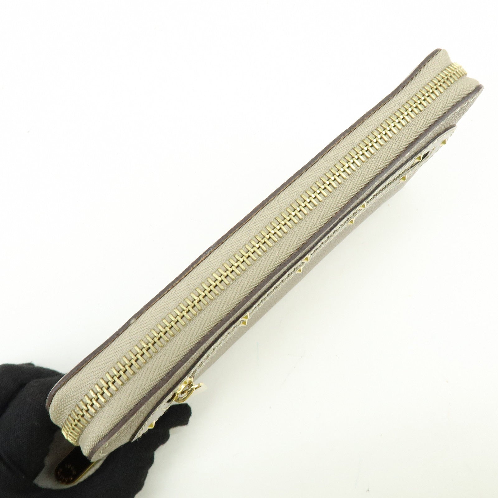 Louis Vuitton Suhali Leather Zippy Long Wallet Vérone M93028