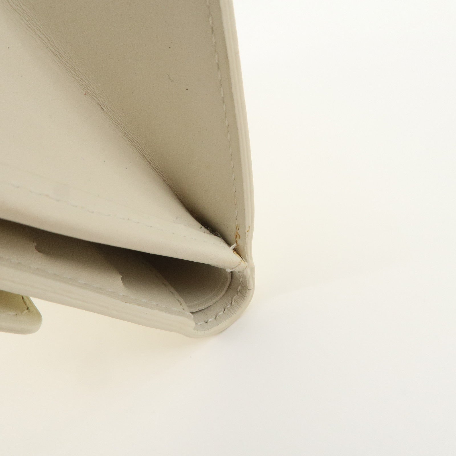 Louis Vuitton Monogram Vernis Porte Monnaie Couer Perle Compact Wallet M91351 Used