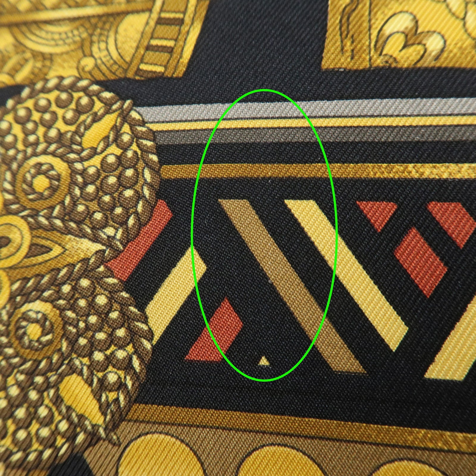 HERMES Carre 90 Silk 100% Scarf L'OR DES CHEFS Gold Black Used