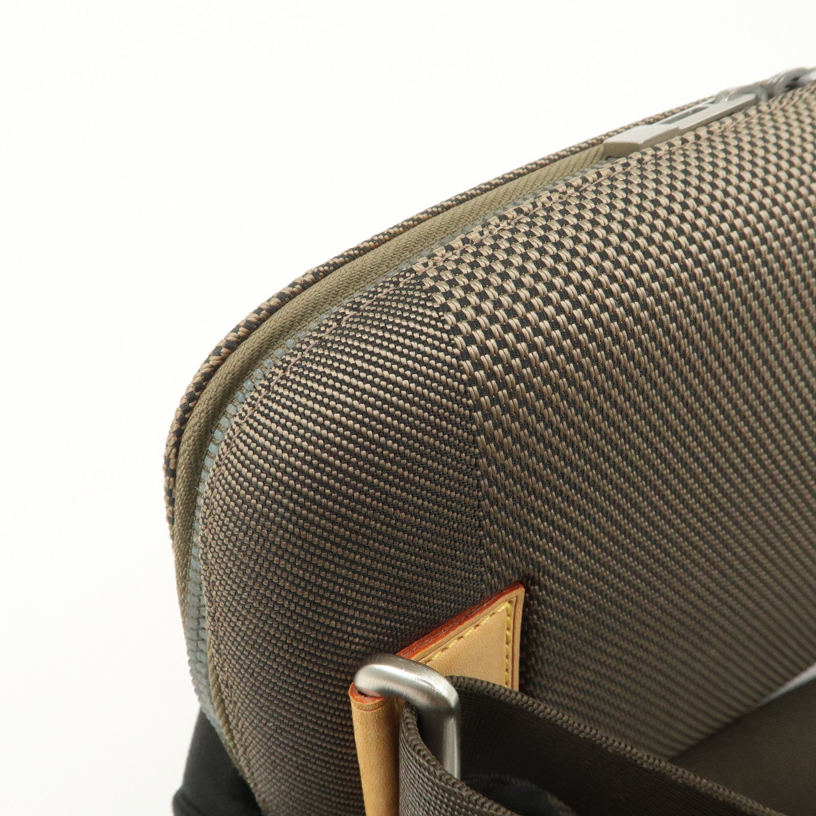 Louis Vuitton Damier Geant Mage Canvas Body Bag Terre M93500