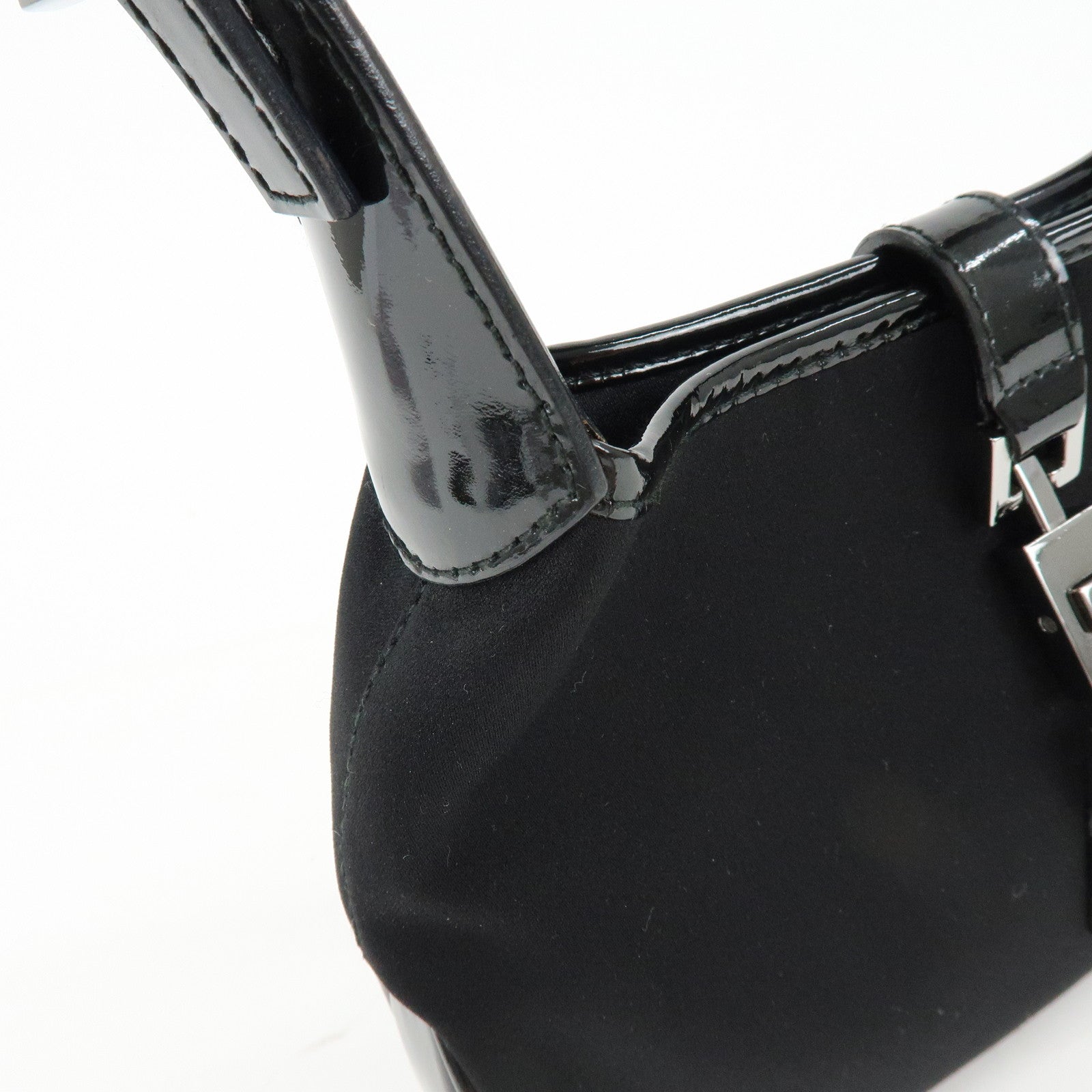 GUCCI Jackie Nylon Patent Leather Hand Bag Black 005・0775