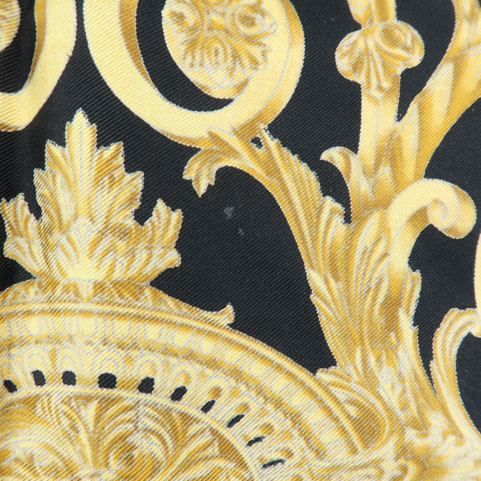 HERMES Carre 90 Silk 100% Scarf LES TUILERIES Black Gold