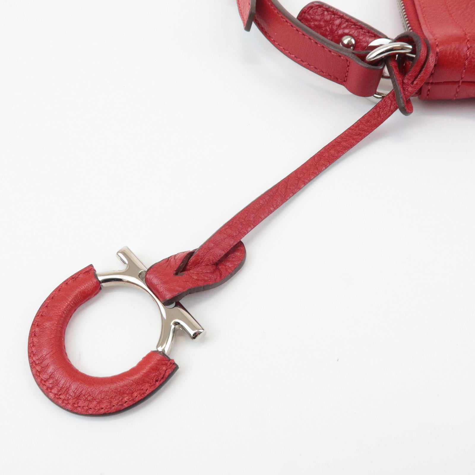 Ferragamo Gancini Leather Shoulder Bag Ferragamo Red Used