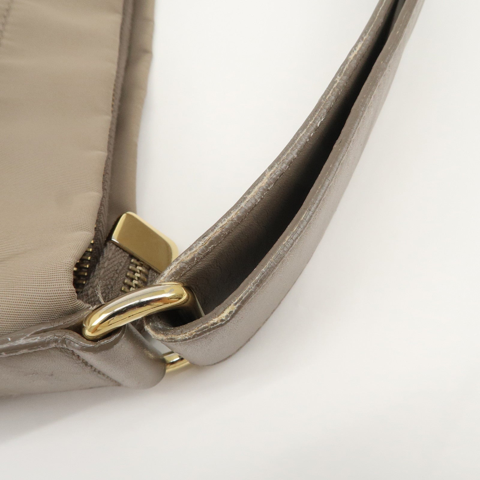 Ferragamo Vara Ribbon Nylon Leather Shoulder Bag Hand Bag Gray