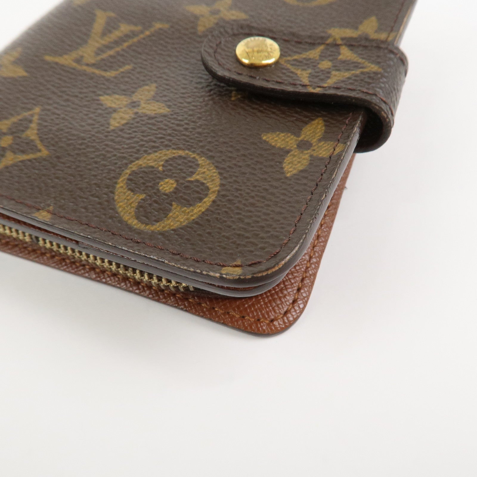 Louis Vuitton Monogram Compact Zippy Small Wallet Brown M61667