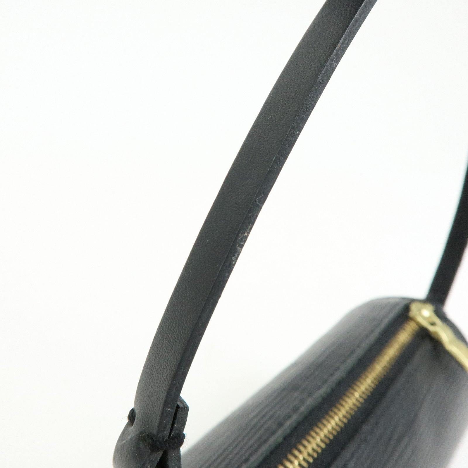 Louis Vuitton Epi Mini Leather Pouch For Soufflot Hand Bag Noir