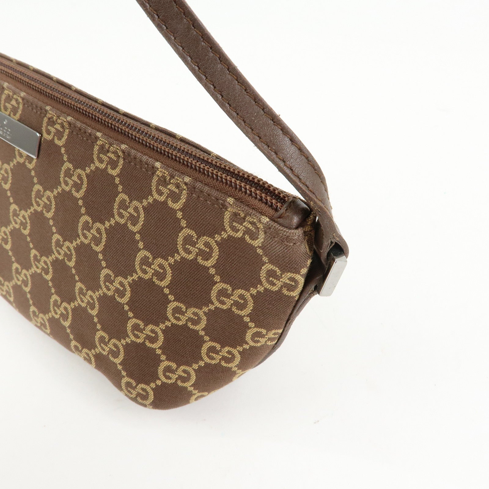 GUCCI Boat Bag GG Canvas Accessory Pouch Hand Bag Brown 039.1103