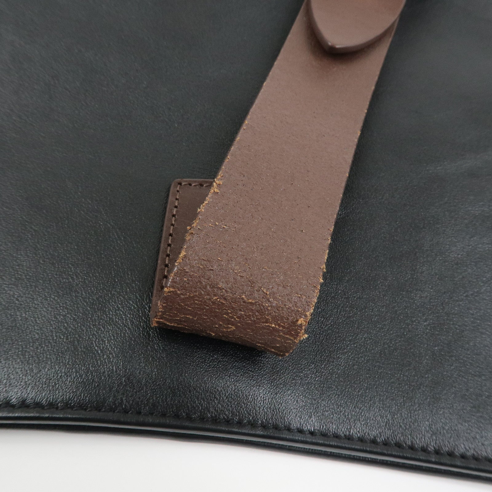 SAINT LAURENT PARIS Leather Shoulder Bag Black Brown