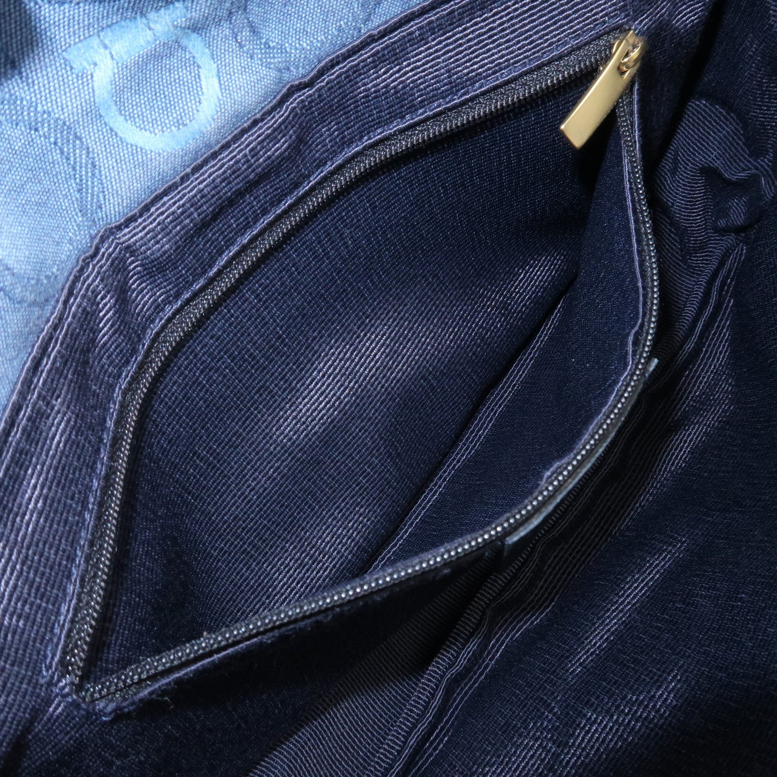 Ferragamo Gancini Canvas Leather Shoulder Bag Navy Black