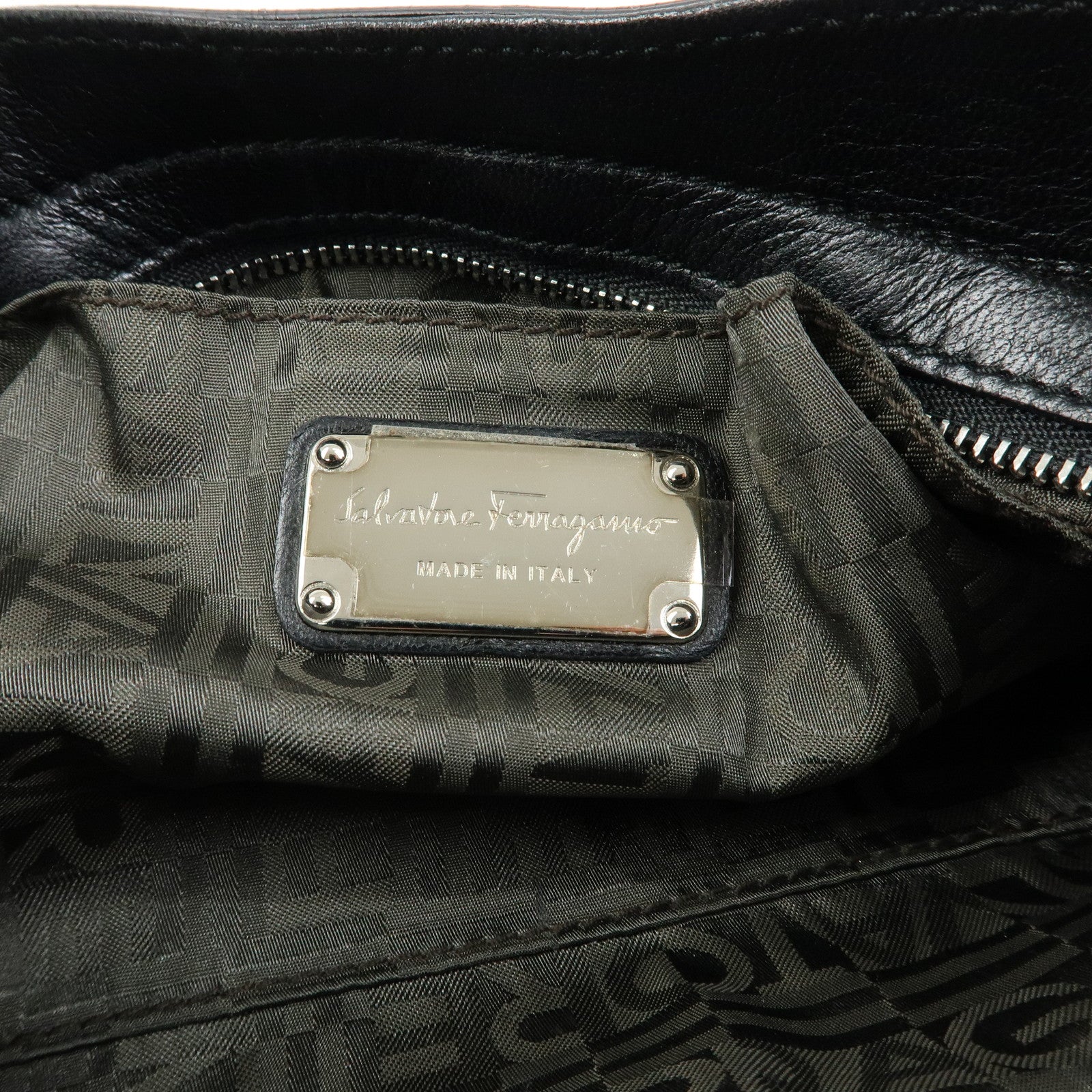 Ferragamo Gancini Leather Shoulder Bag Hand Bag Black