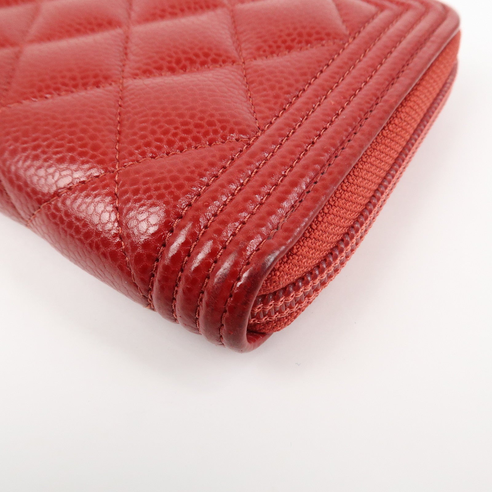CHANEL BOY CHANEL Caviarskin Round Zippy Wallet Red Gold A68912