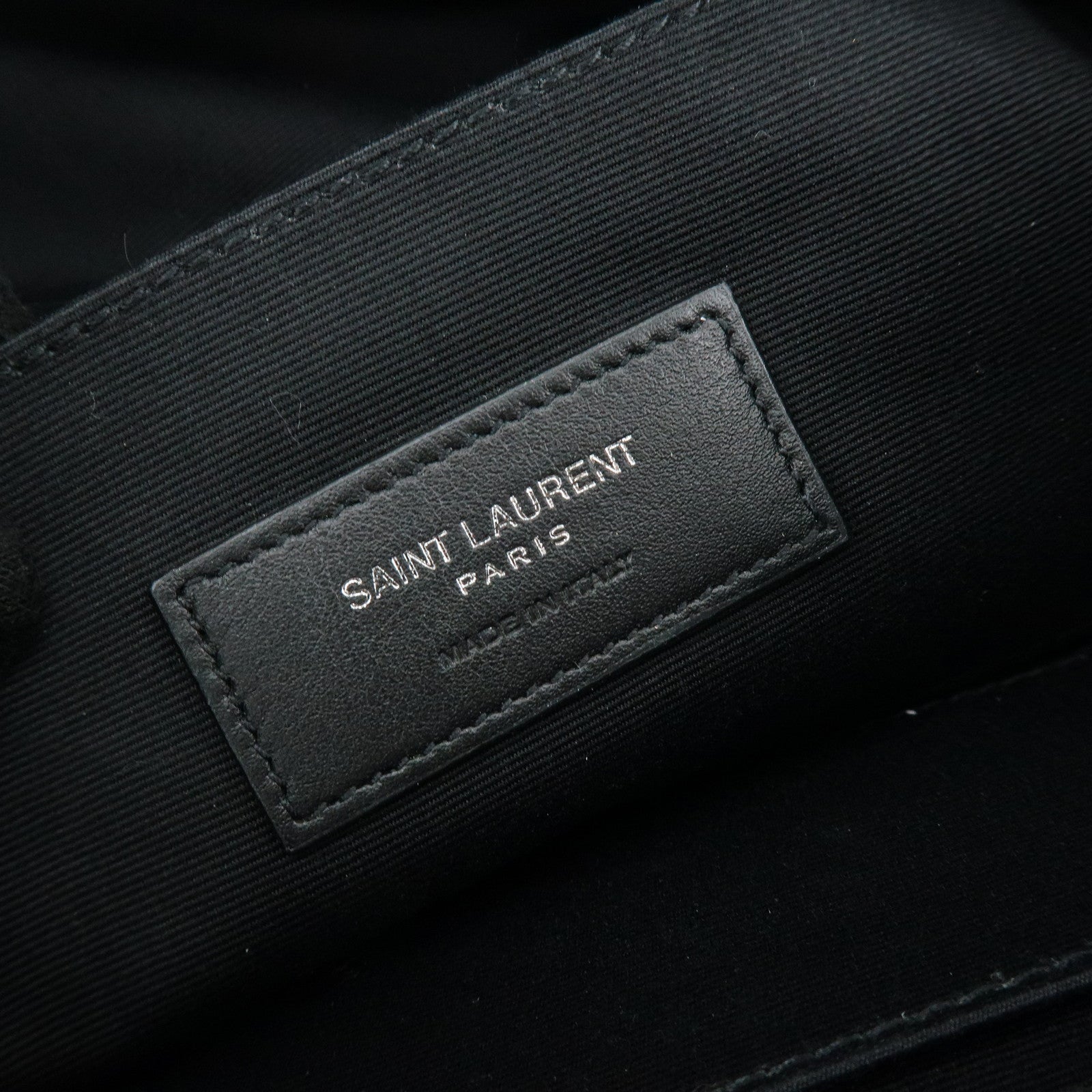 SAINT LAURENT PARIS Cassandra Leather Classic Belt Bag Black 590076