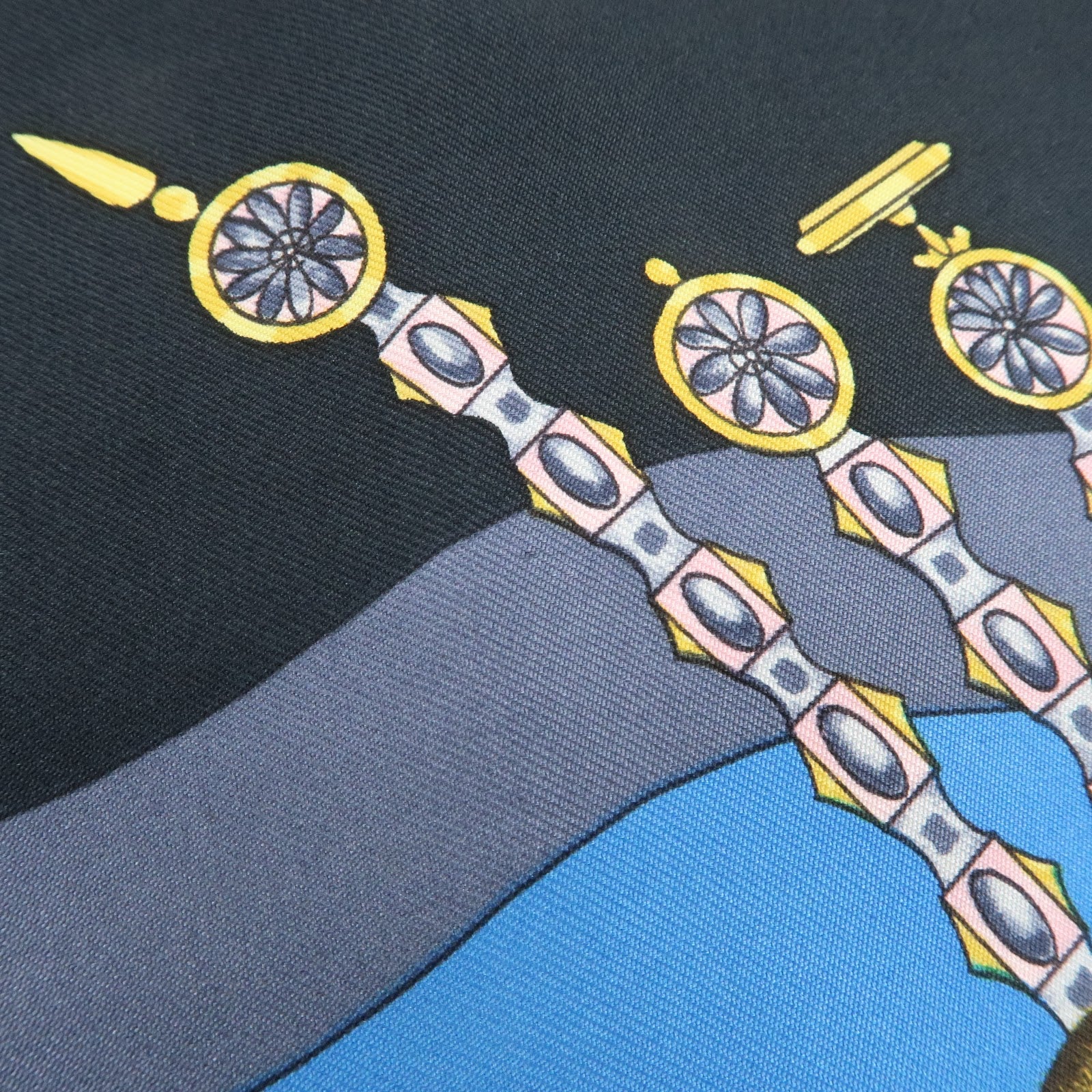 HERMES Carre90 Silk100% Parmi les fleurs je compte les heures Scarf