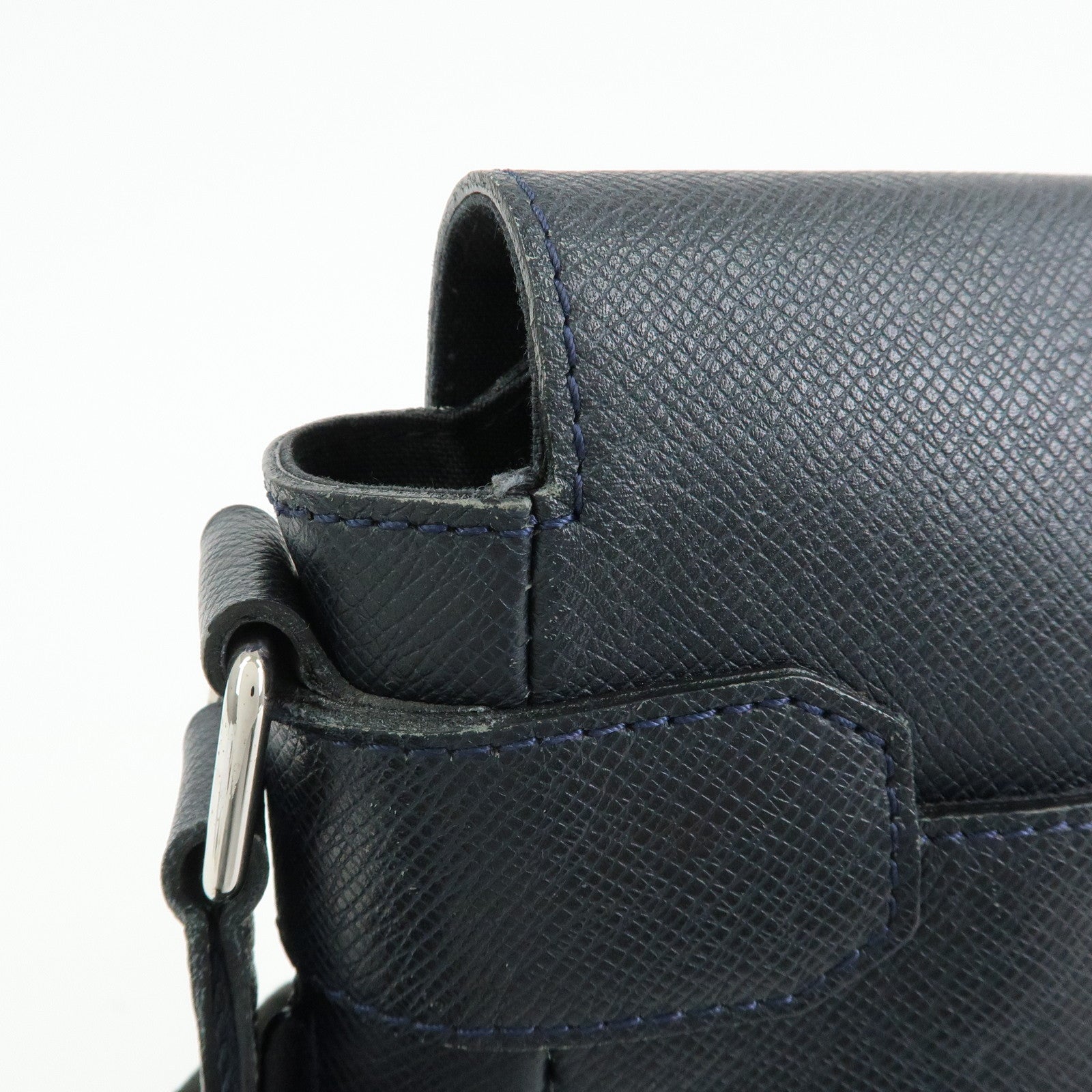 Louis Vuitton Taiga Leather Shoulder Crossbody Bag Boreal M32632