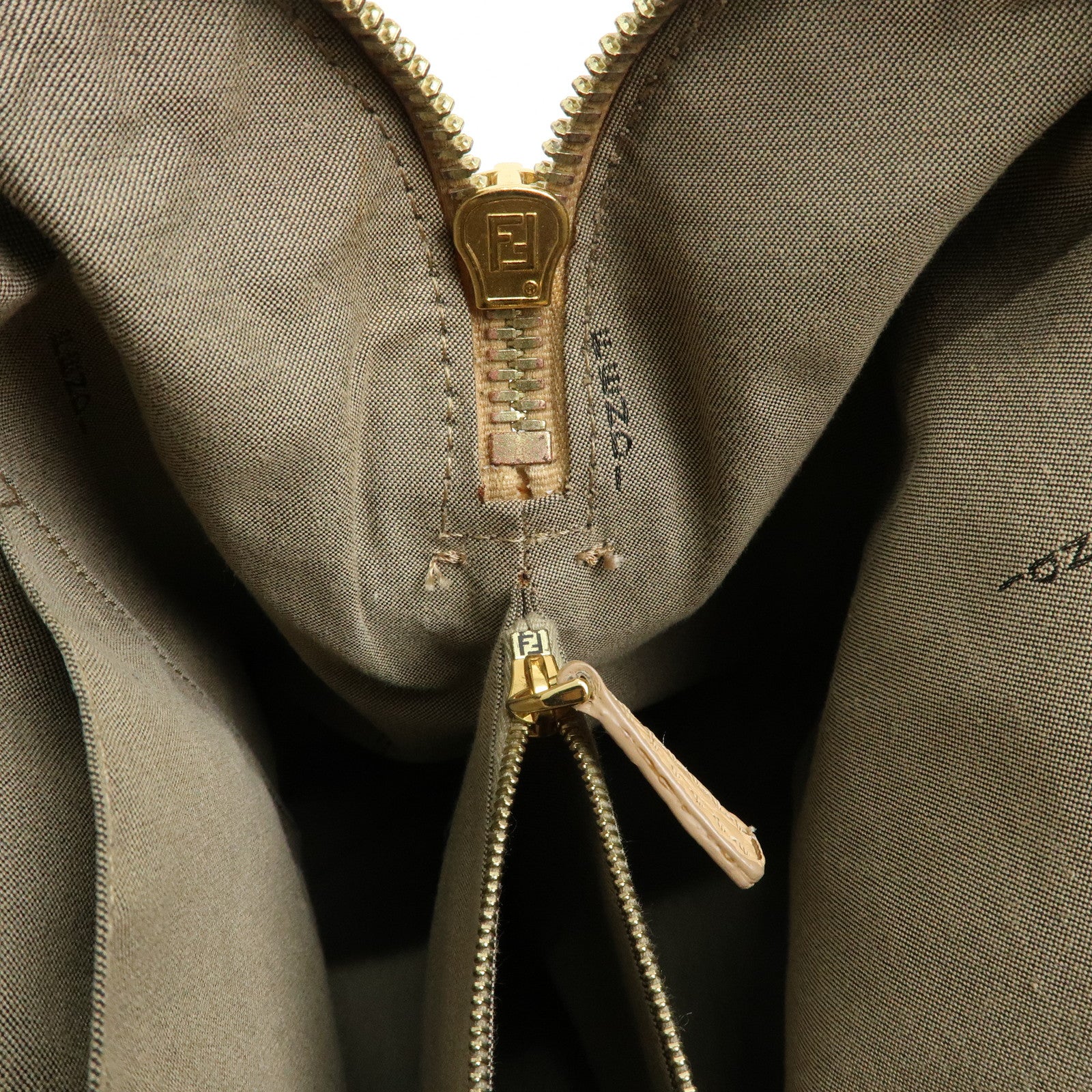 FENDI Chameleon Leather Hand Bag Tote Bag Beige 8BL114