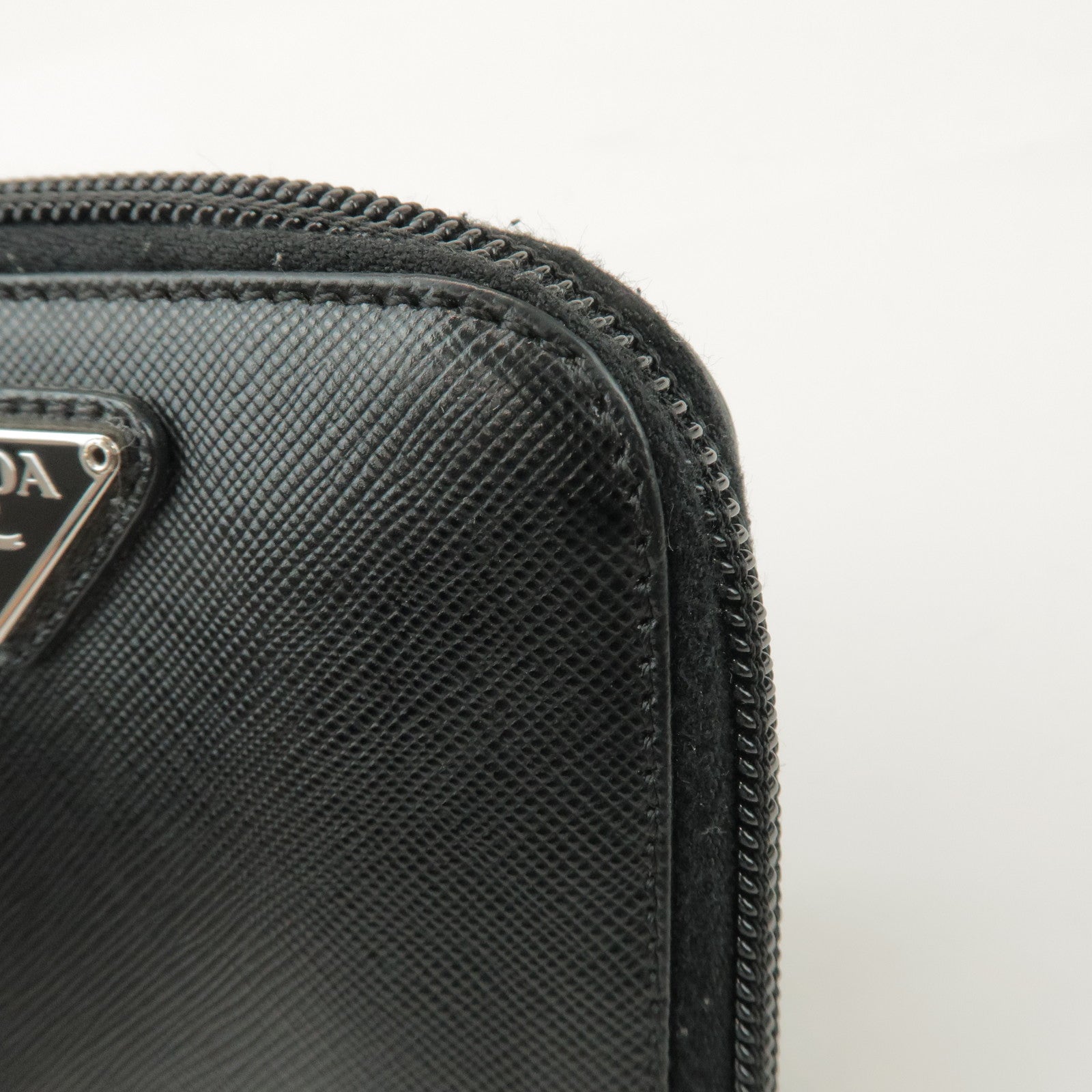 PRADA Logo Leather Round Zippy Bi-fold Wallet Black 1ML522